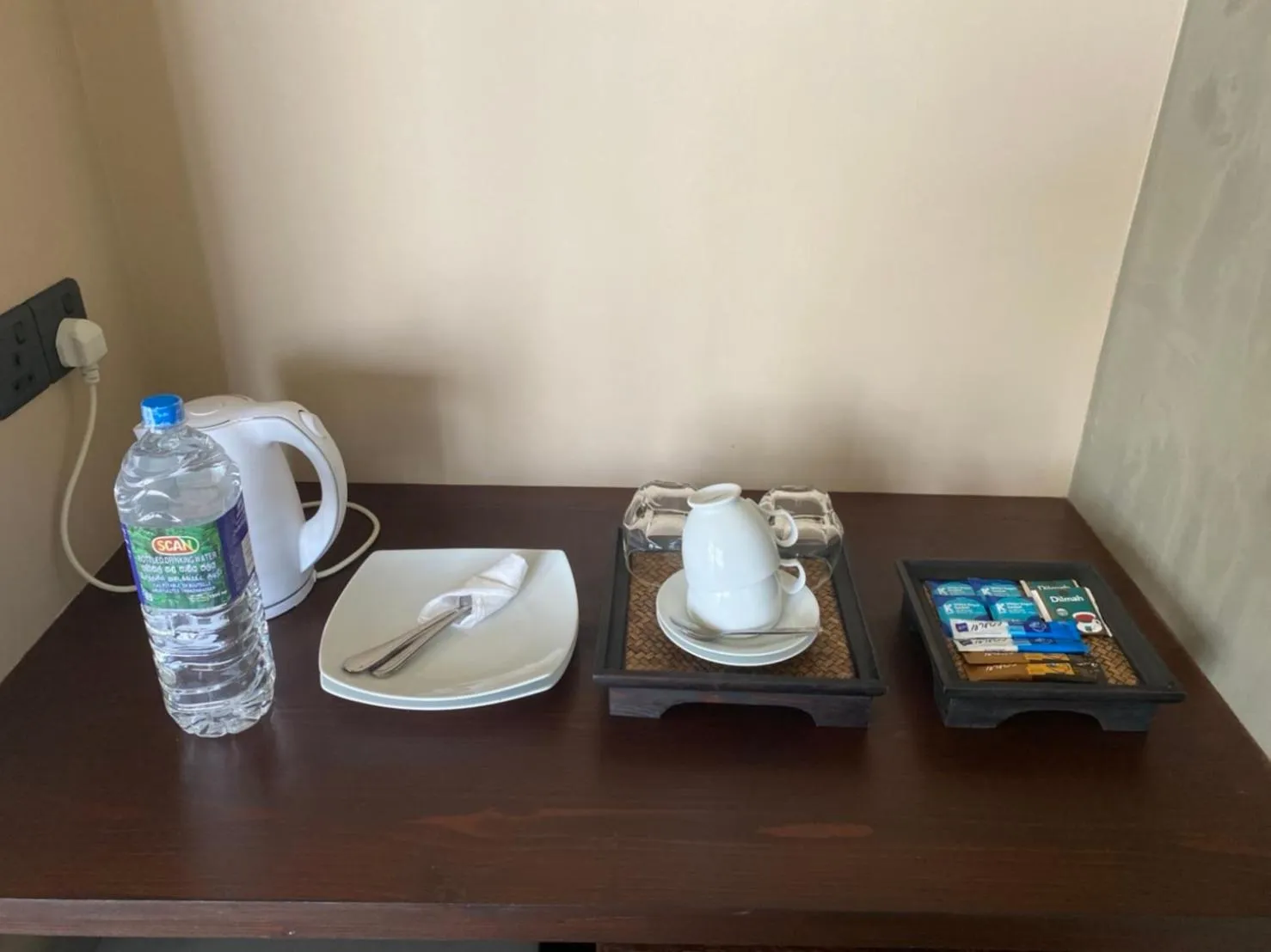 Photo of the whole room in SOLUNA BEACH RESORT