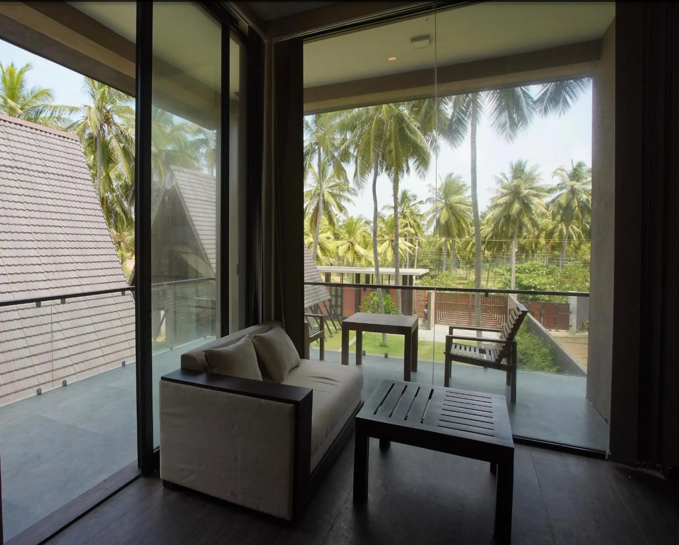 Photo of the whole room in SOLUNA BEACH RESORT