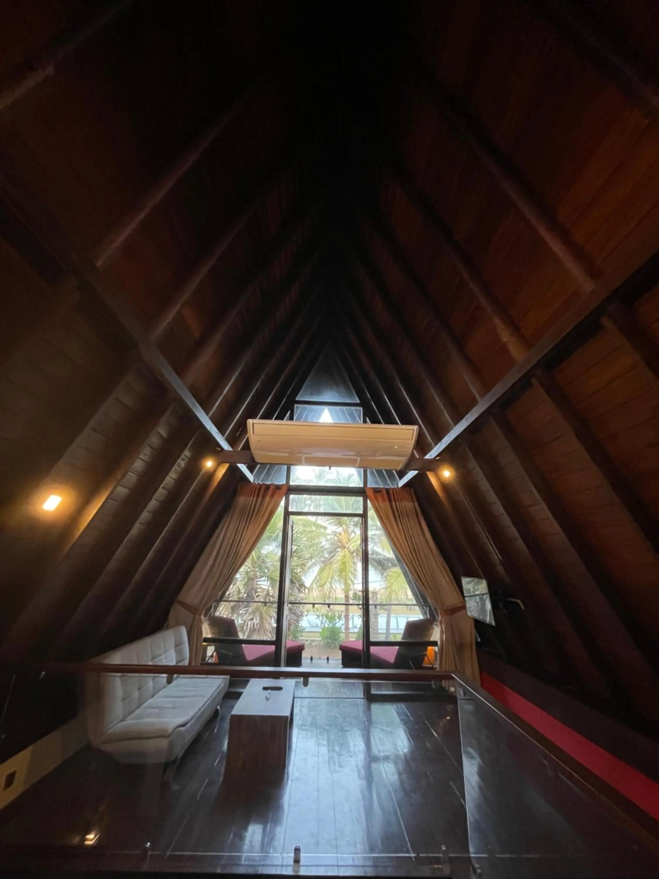 TV and multimedia in SOLUNA BEACH RESORT