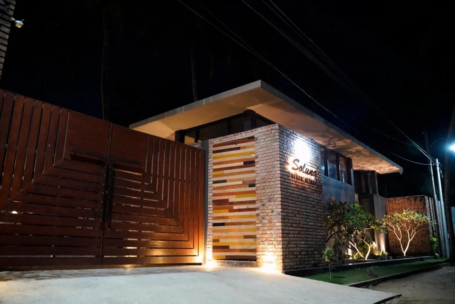 Facade/entrance in SOLUNA BEACH RESORT