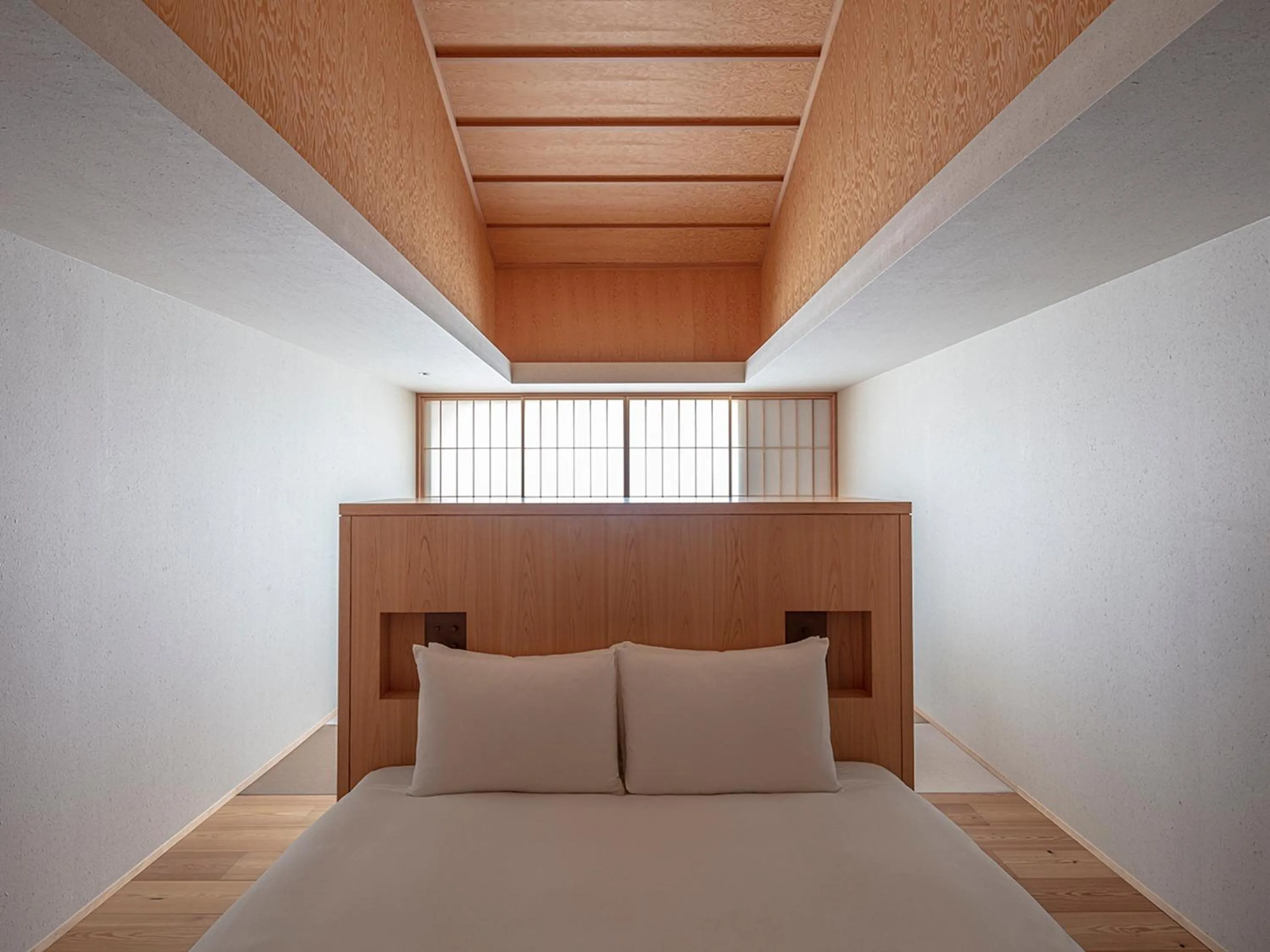 Bed in SOKI ATAMI