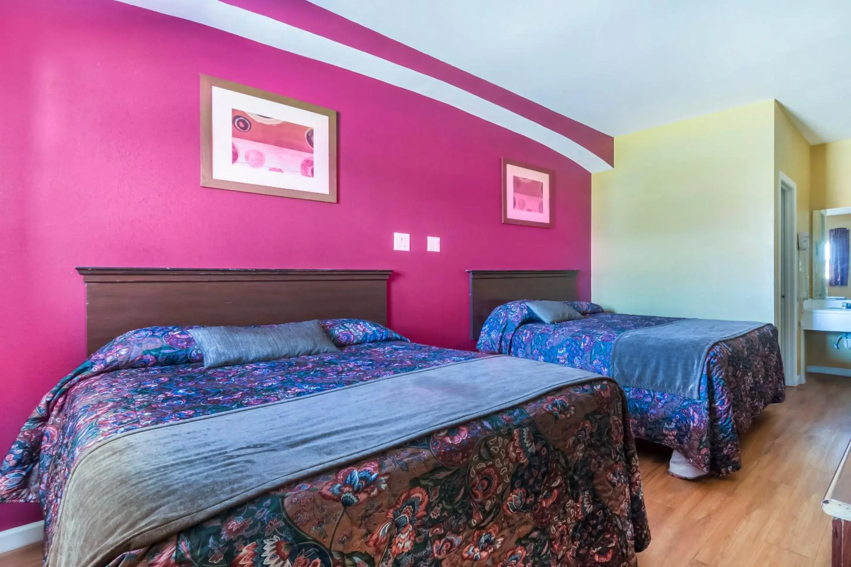 Bedroom, Bed in Ruleville Inn By OYO Bedroom, Bed in Ruleville Inn By OYO