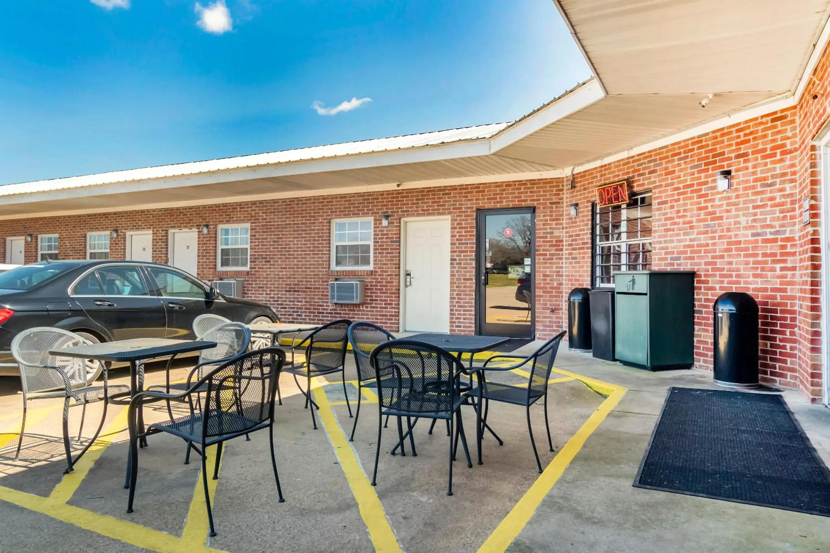 Lobby or reception in Ruleville Inn By OYO Lobby or reception in Ruleville Inn By OYO