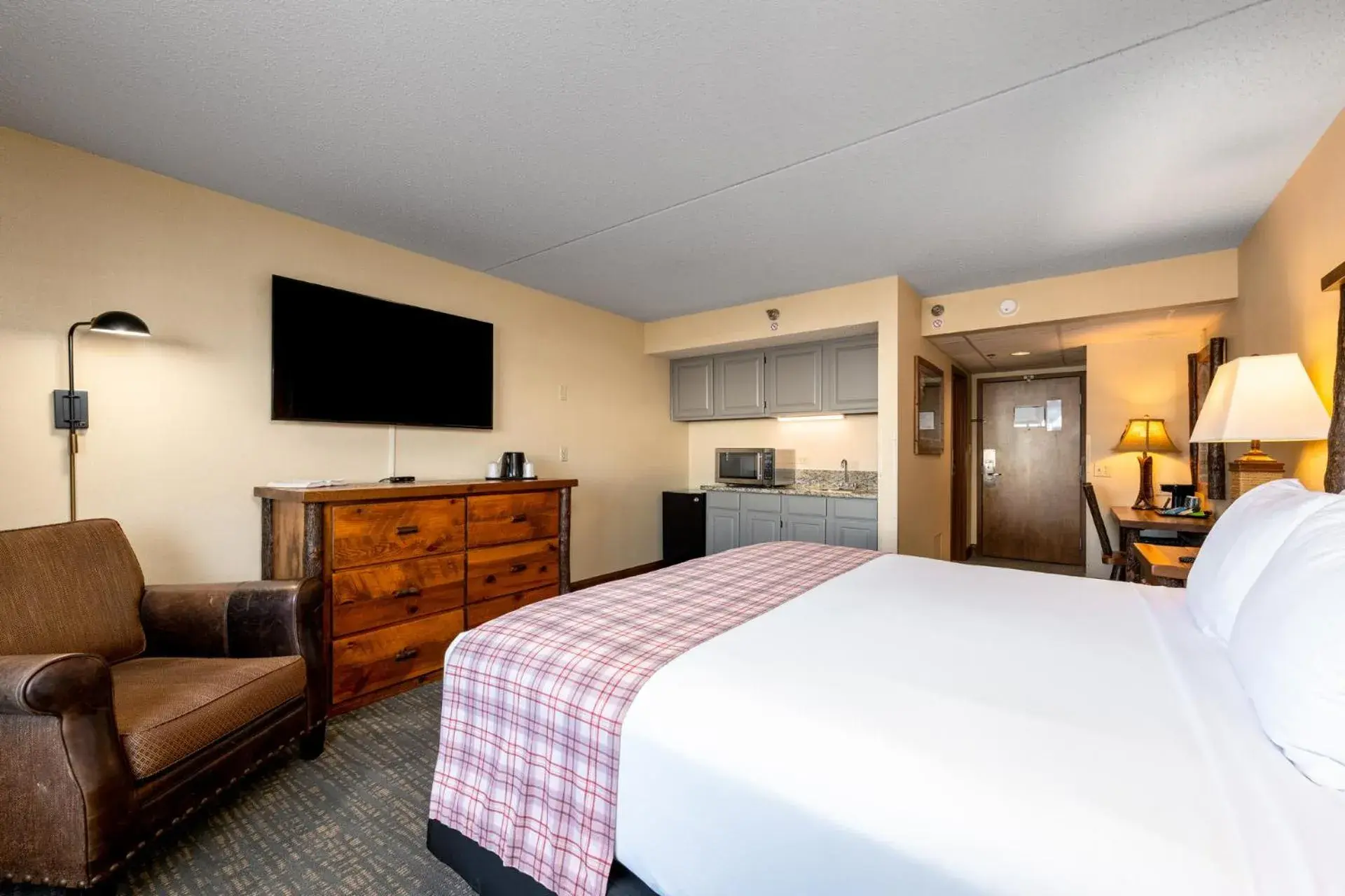 Bed in Lodge of the Ozarks Bed in Lodge of the Ozarks