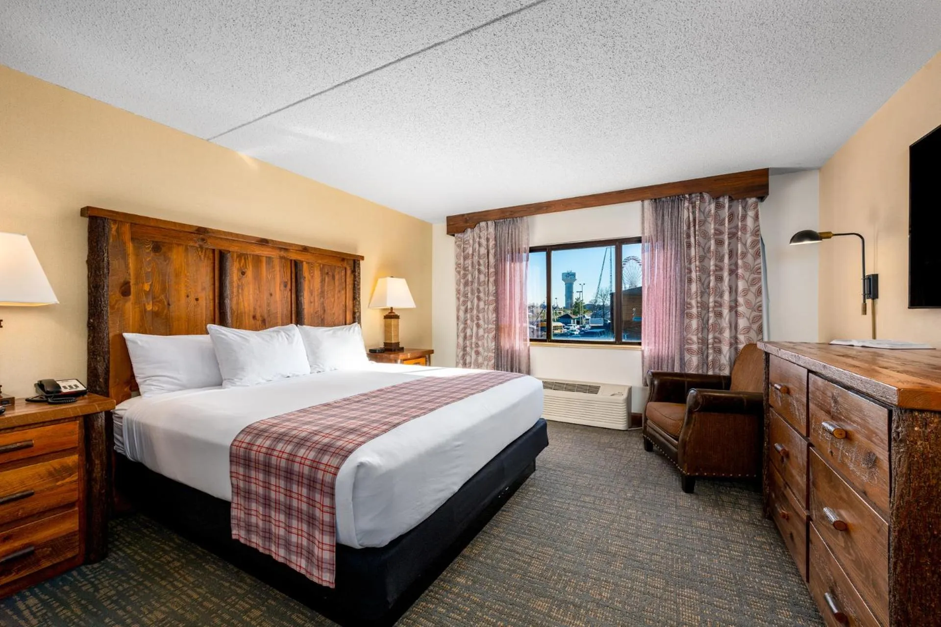 Bed in Lodge of the Ozarks