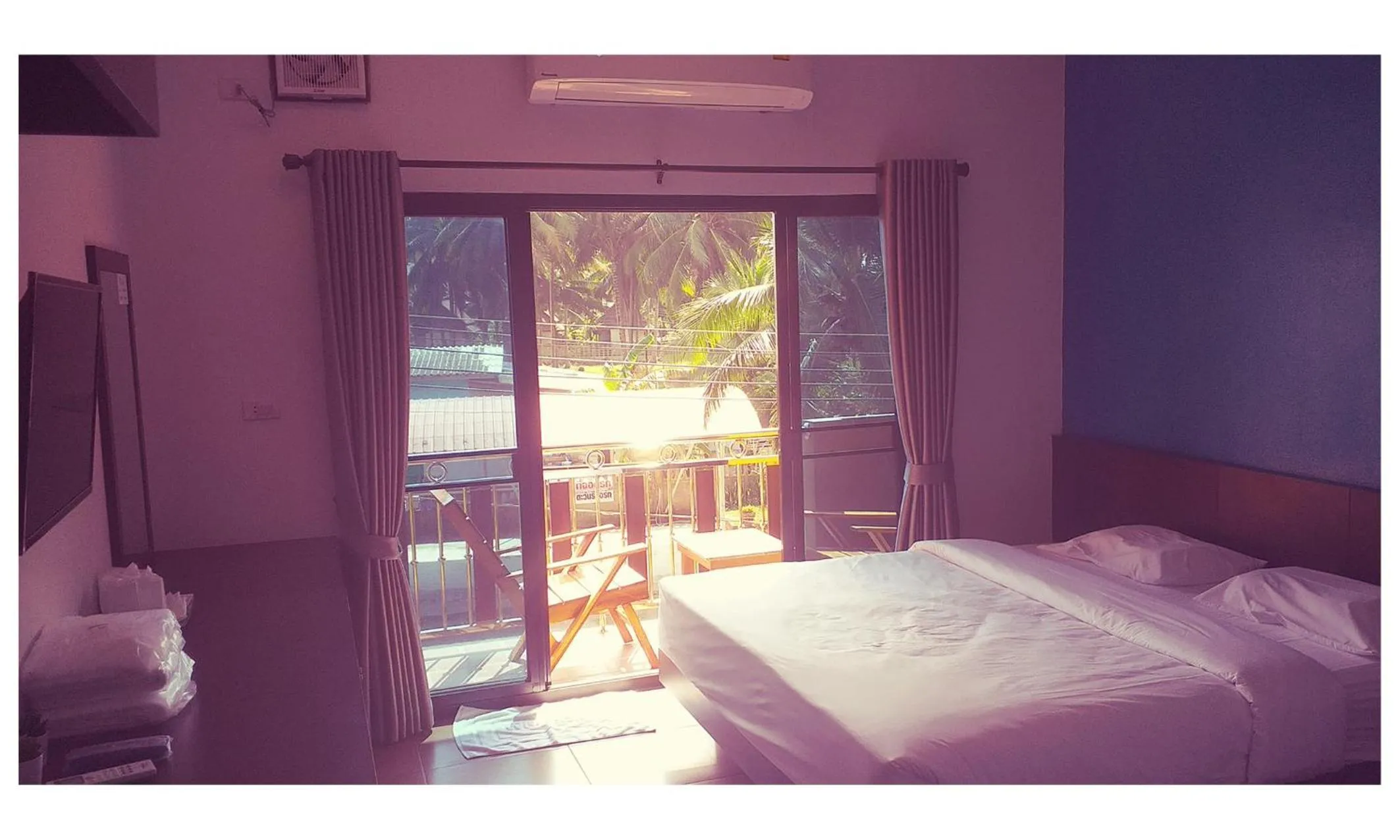 Bed in TAWAN RESORT