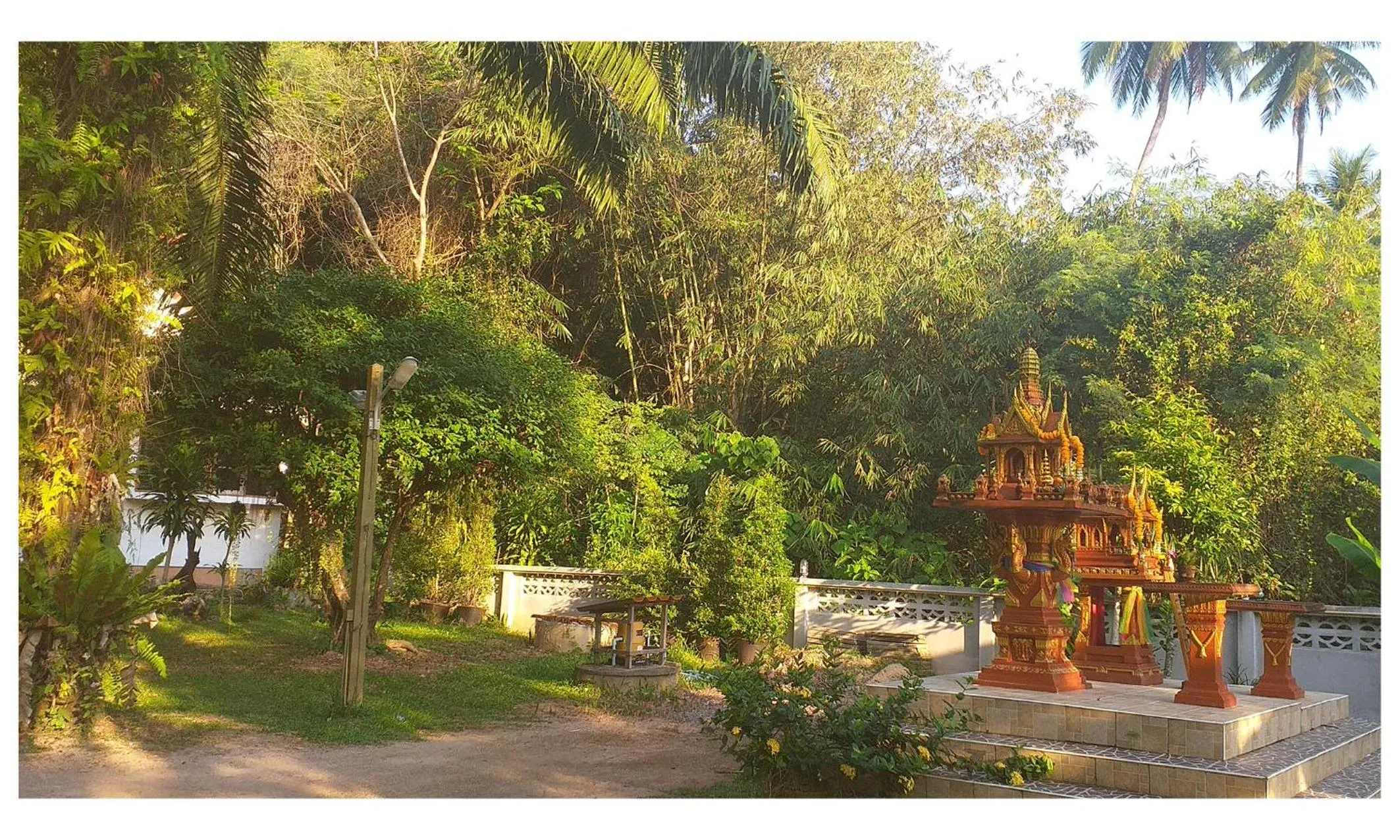 Patio in TAWAN RESORT