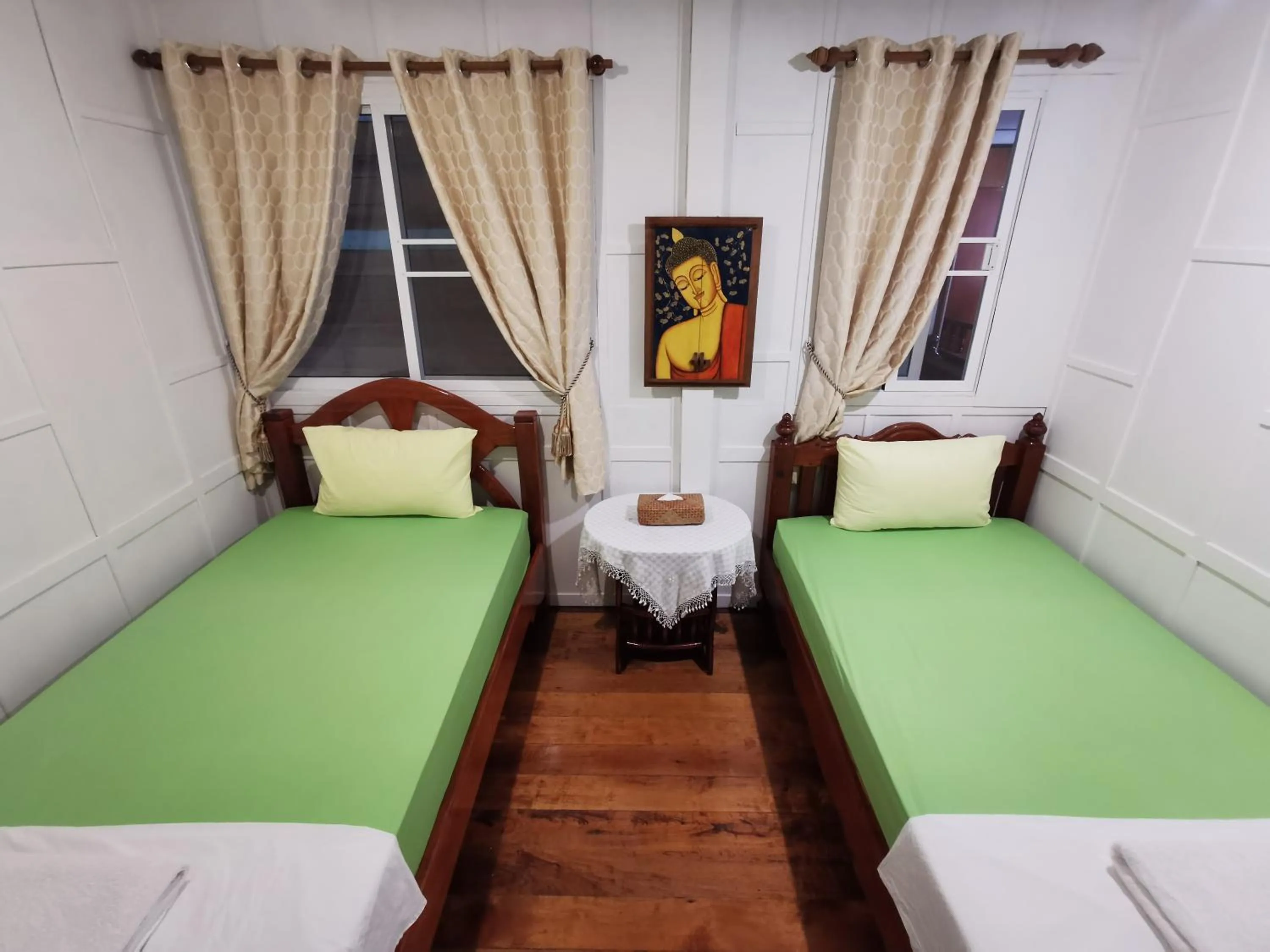 Photo of the whole room, Bed in TAVEE Guesthouse