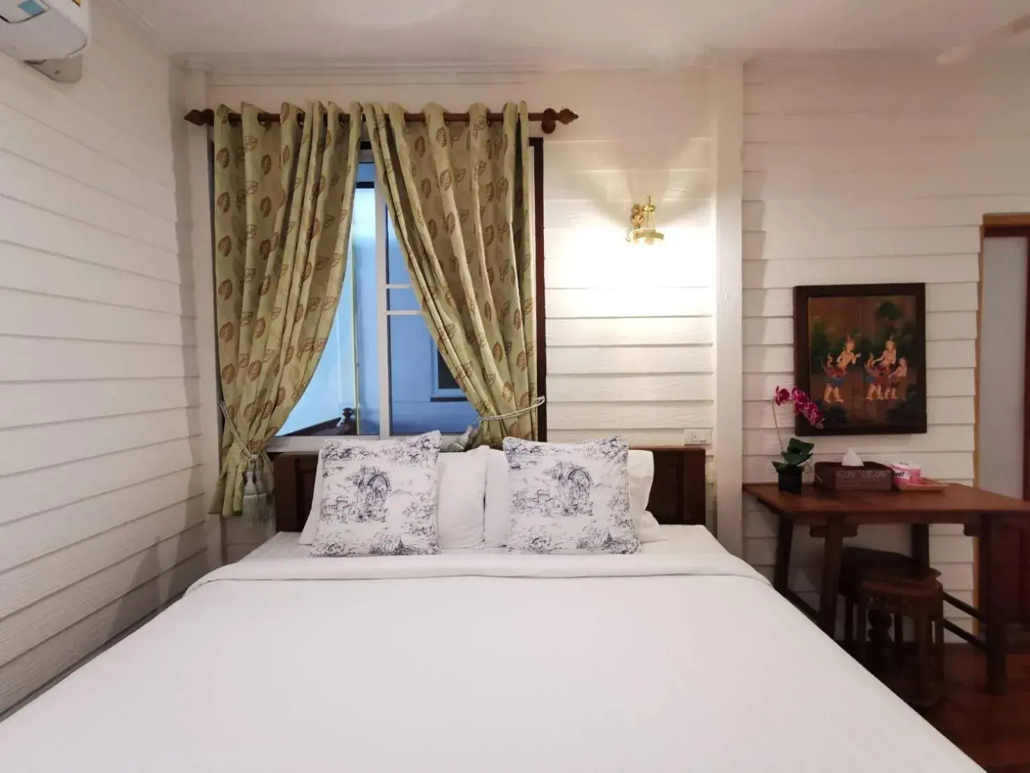 Triple AC Room with Private Bathroom in TAVEE Guesthouse Triple AC Room with Private Bathroom in TAVEE Guesthouse