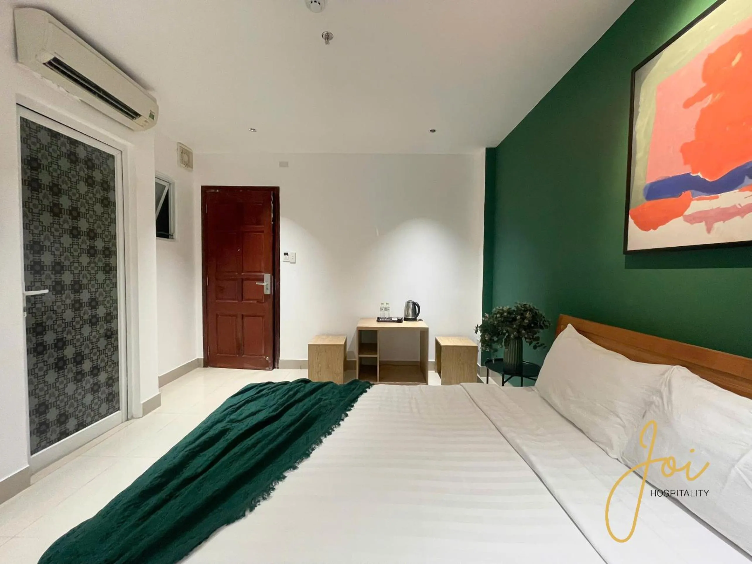 Bed in Joi Hospitality - Anthony