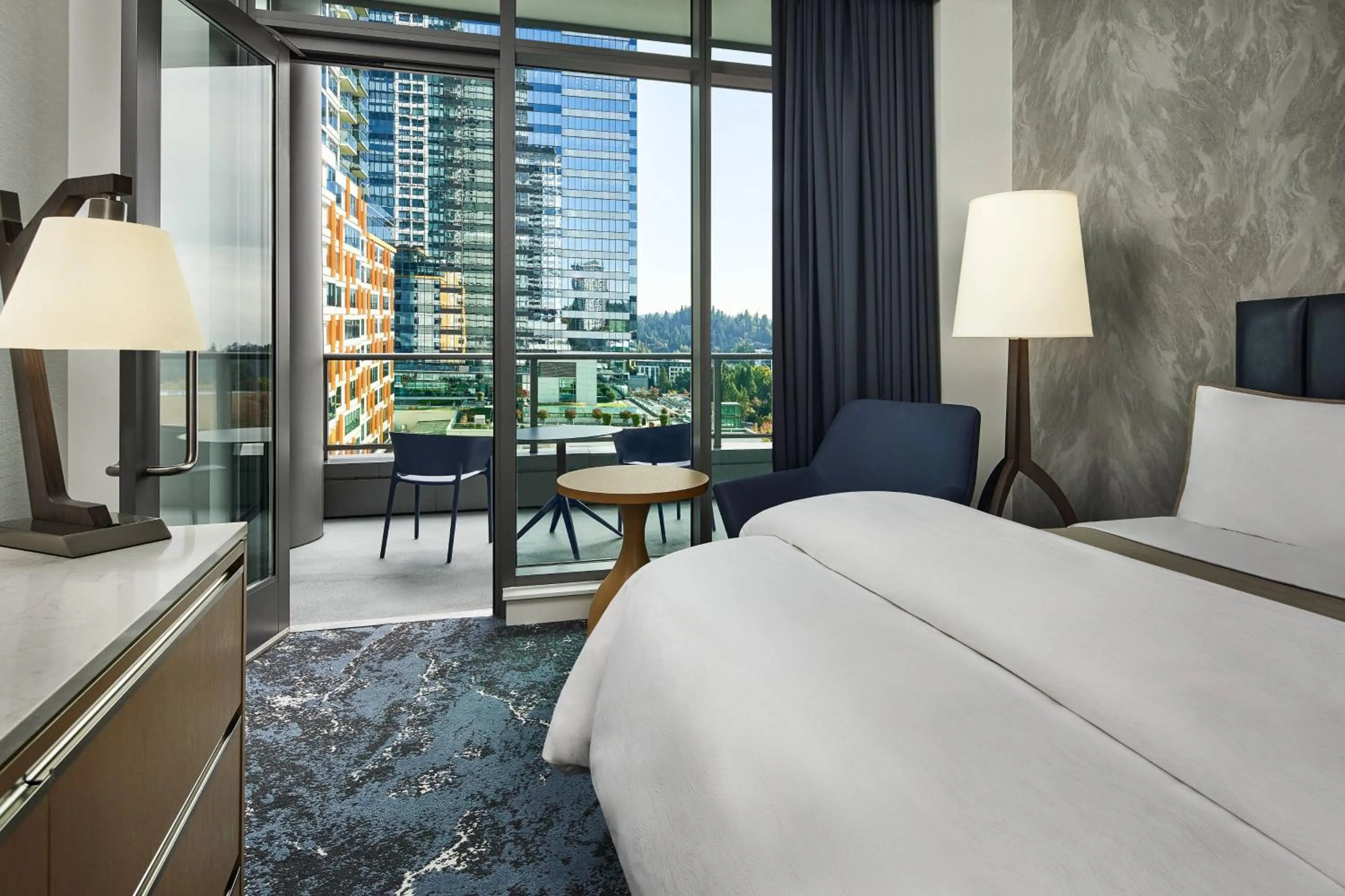 Photo of the whole room, Bed in The Westin Bellevue