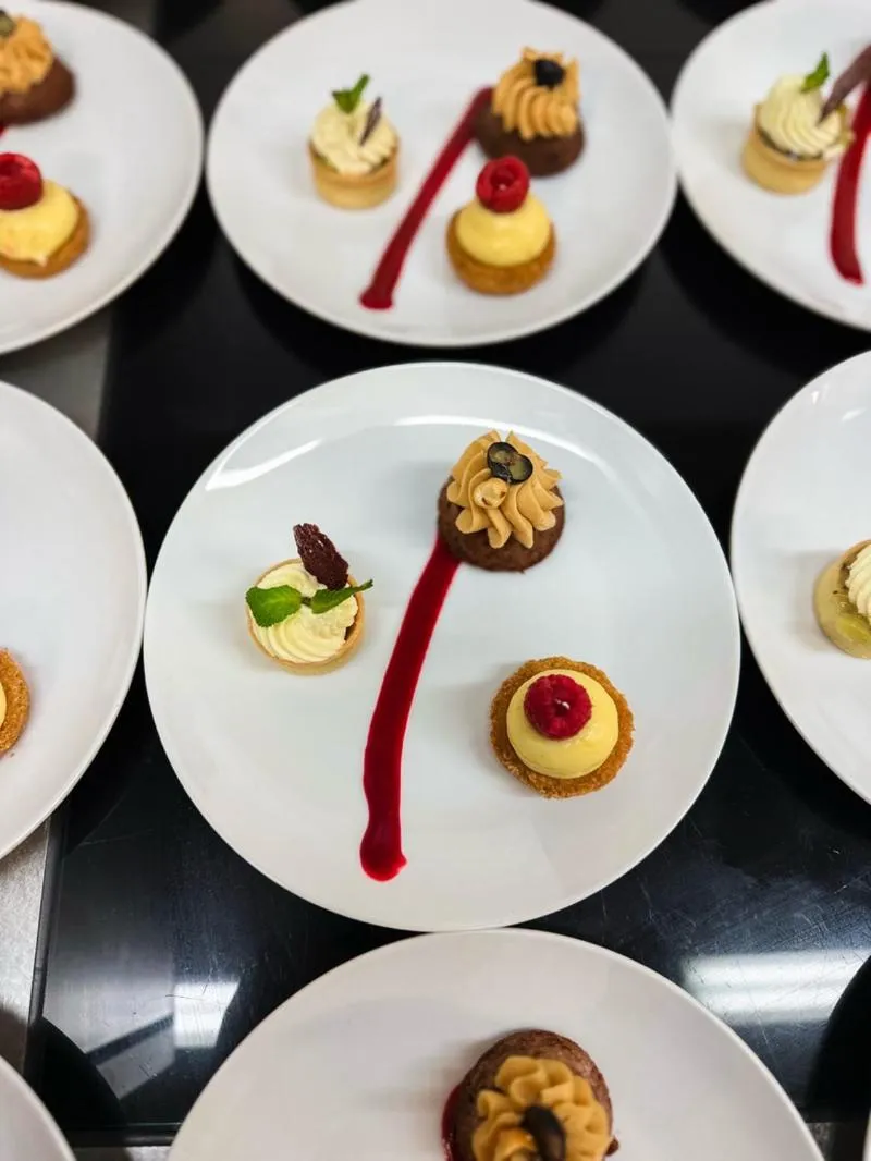 Restaurant/places to eat in Brit Hotel De La Côte Des Havres