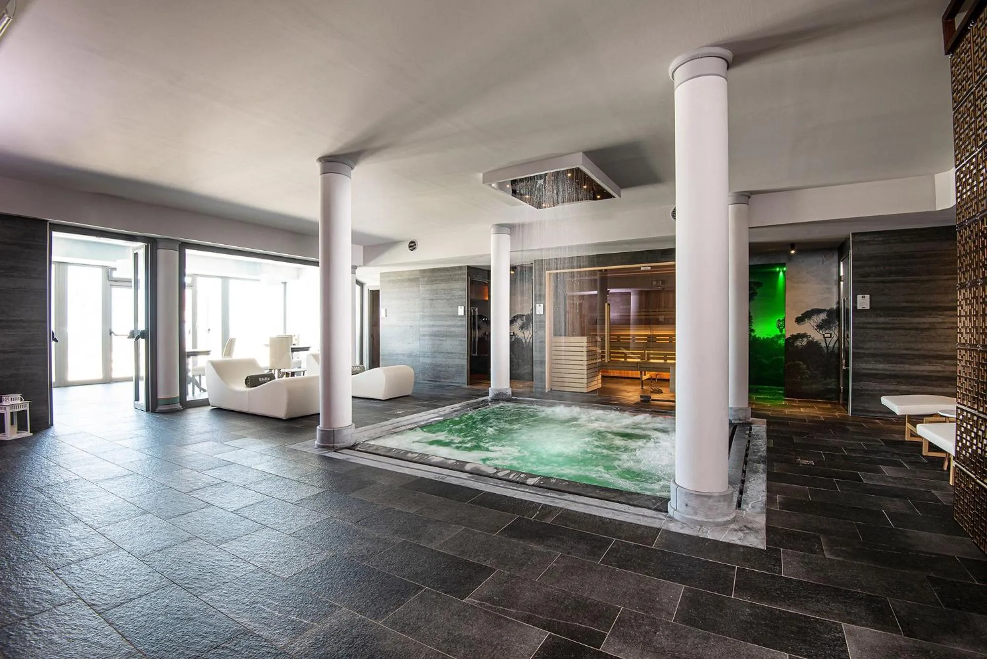 Spa and wellness centre/facilities in Castello Bonaria Wine & Spa Resort