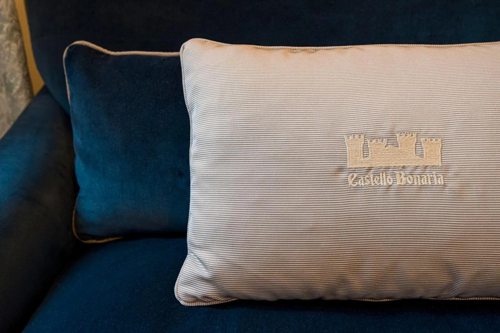 Bed in Castello Bonaria Wine & Spa Resort