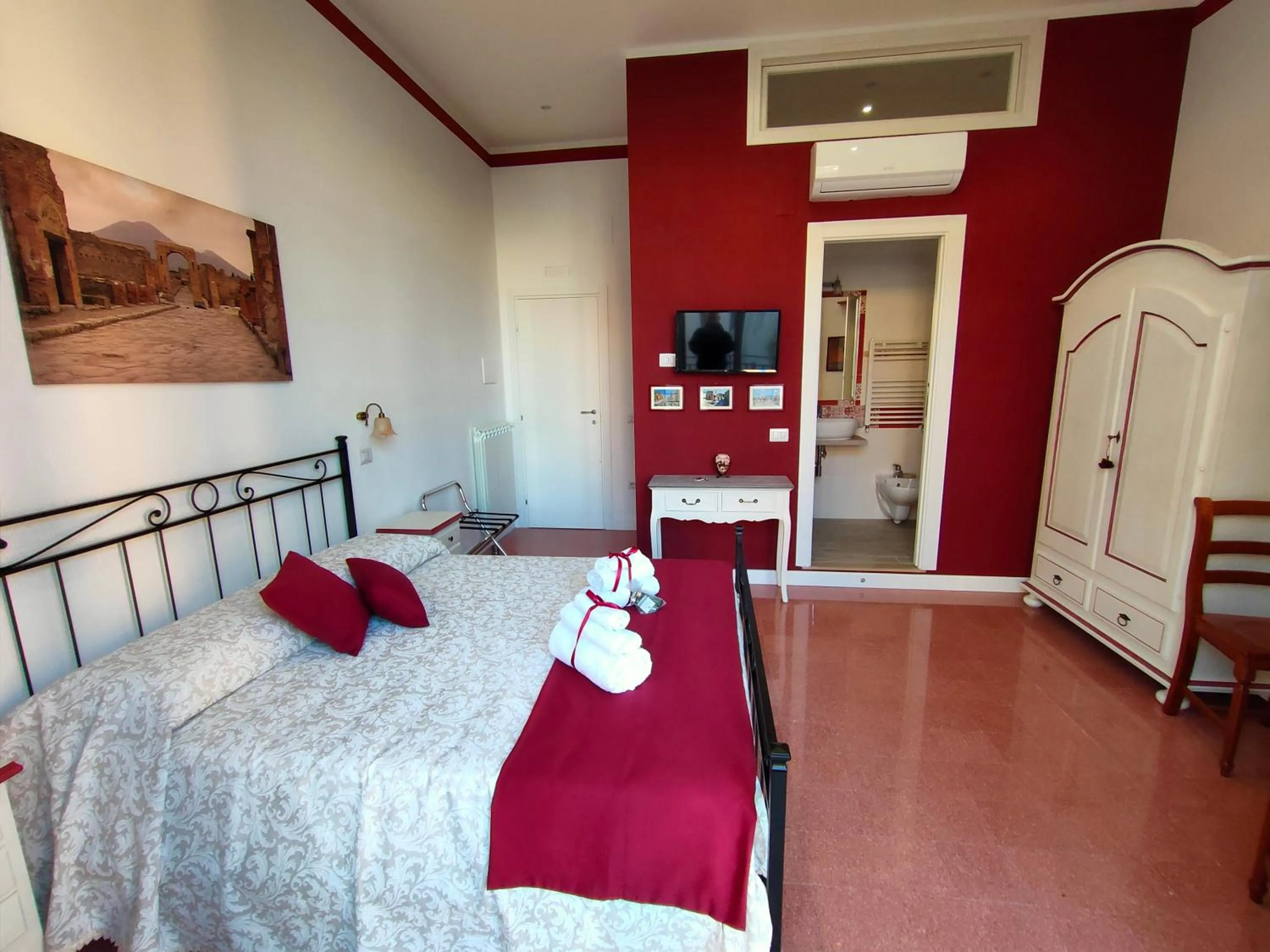 Photo of the whole room, Bed in B&B Il Vialetto