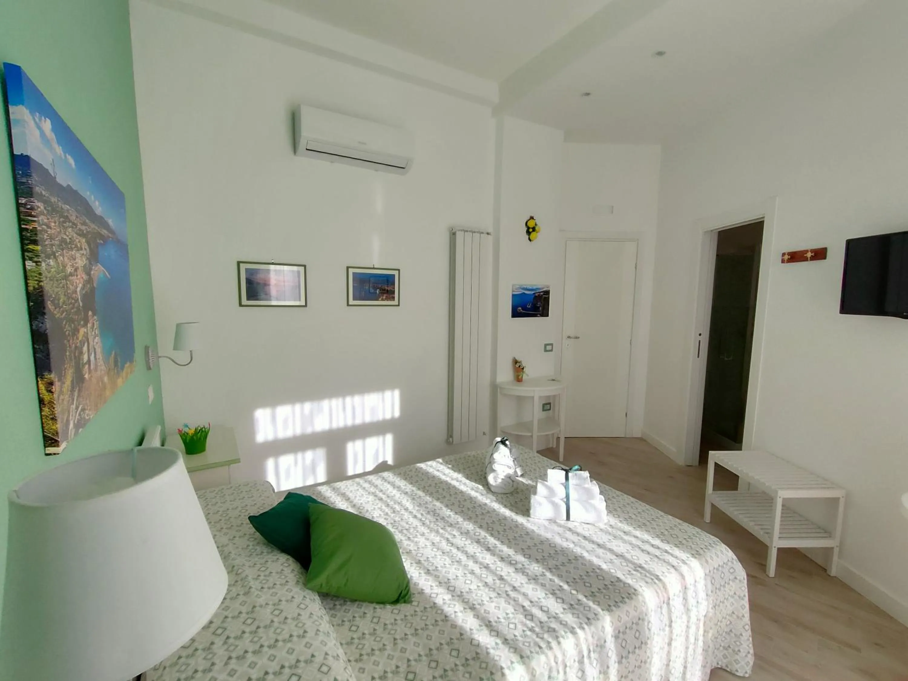 Bedroom, Bed in B&B Il Vialetto