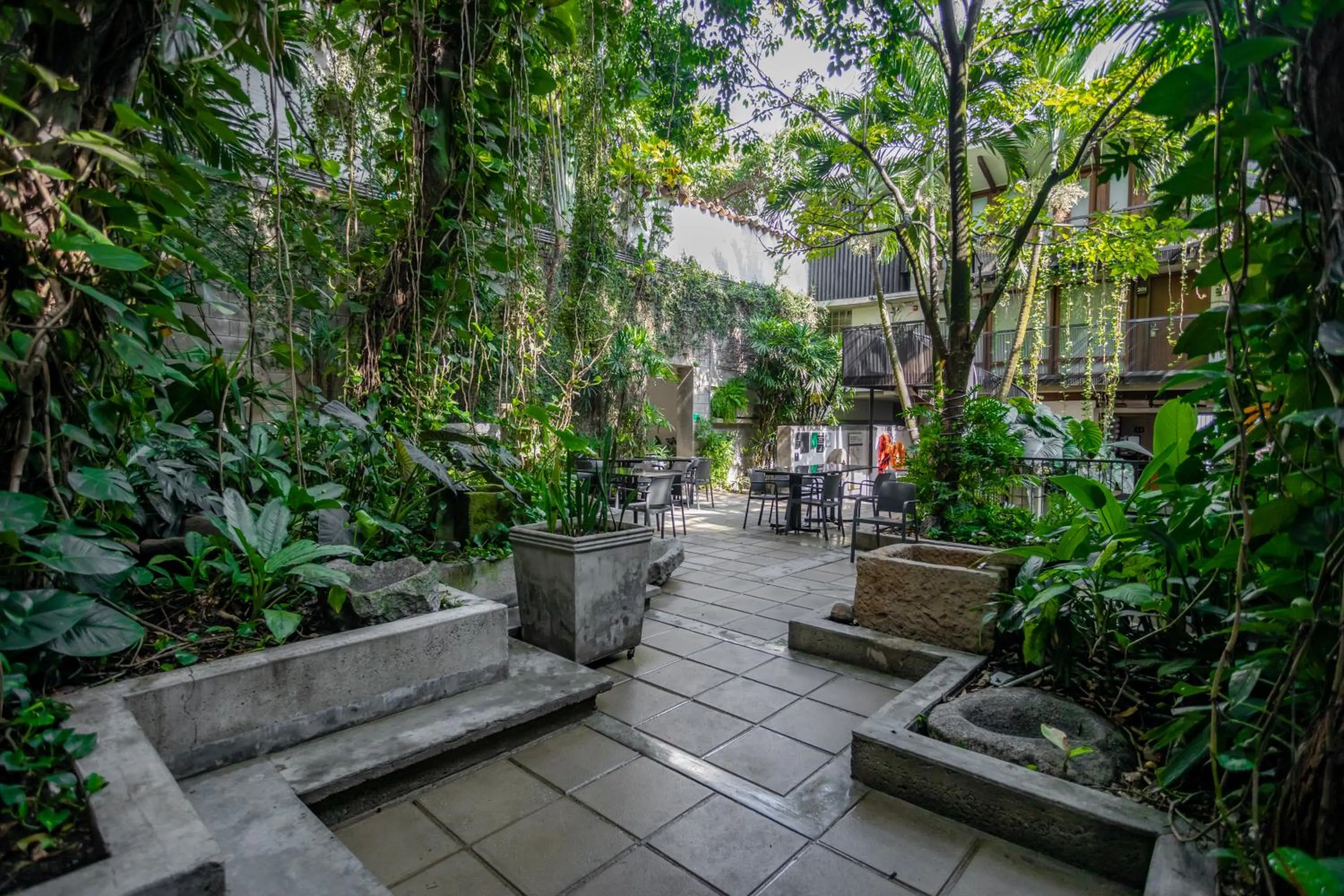 Patio in Alko Hotel Casa Nispero