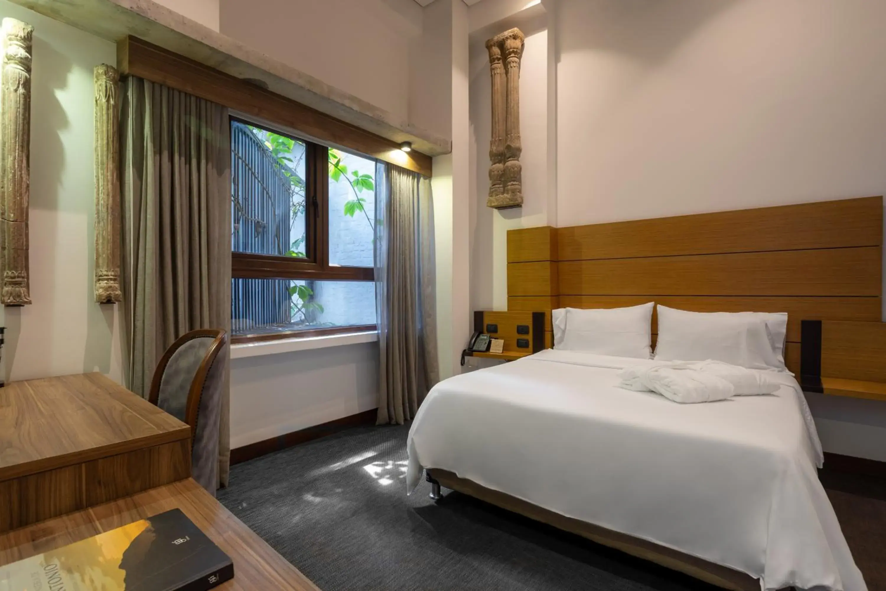 Double Room in Alko Hotel Casa Nispero Double Room in Alko Hotel Casa Nispero