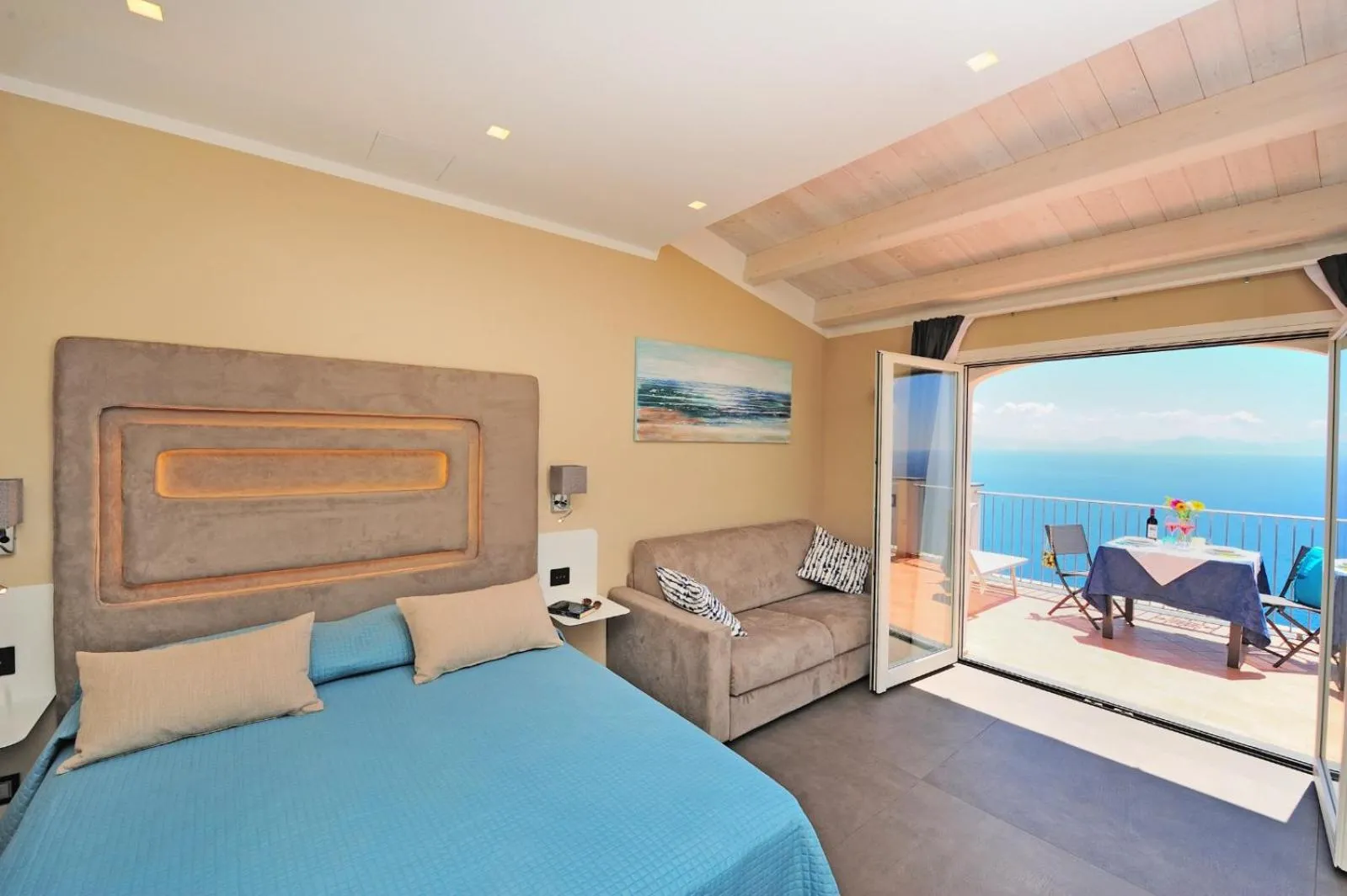 Amalfi Blu Retreat
