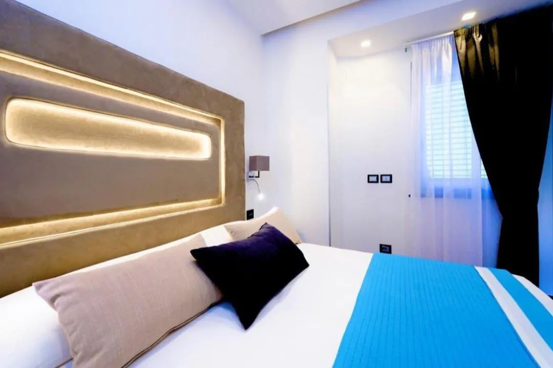 Bed in Amalfi Blu Retreat