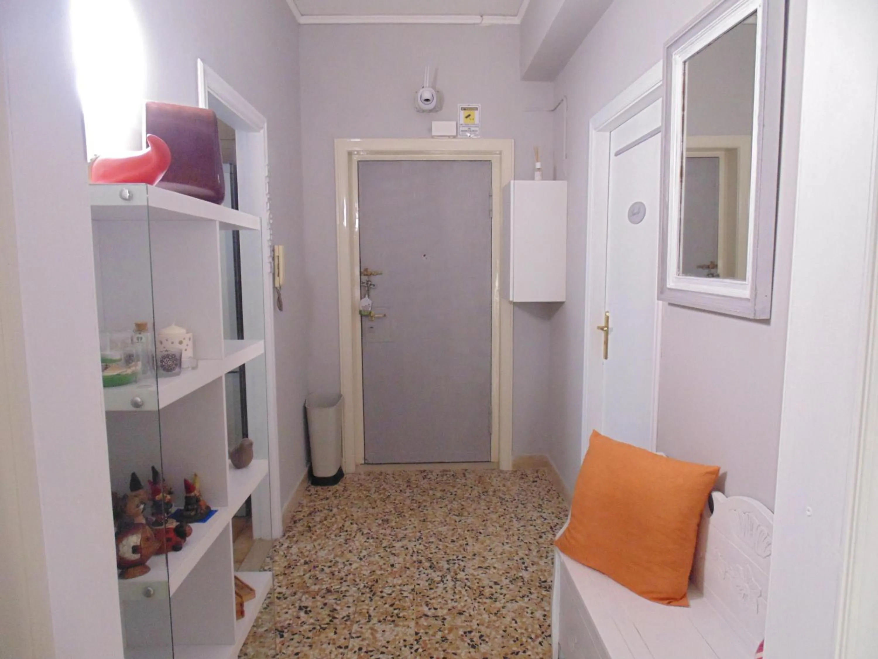 Photo of the whole room in Parthenope rooms