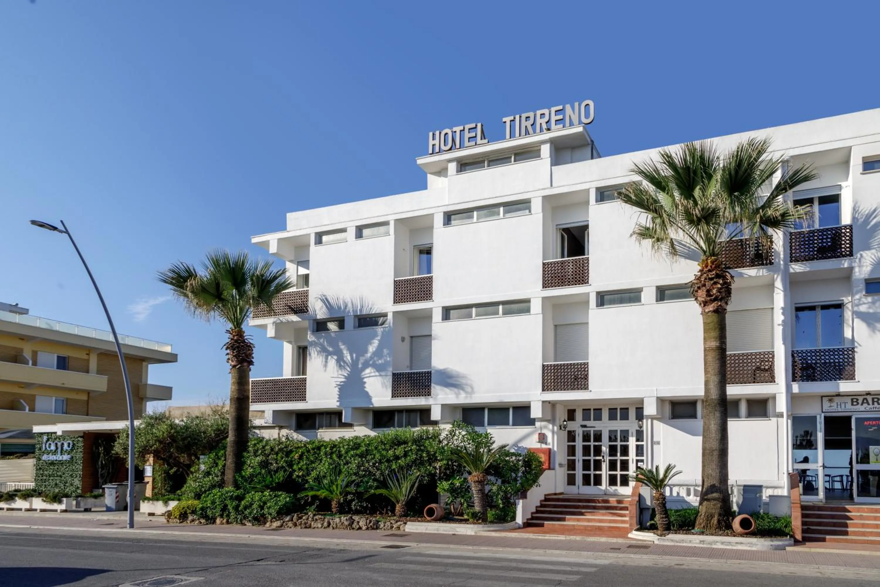 Property building in Hotel Tirreno