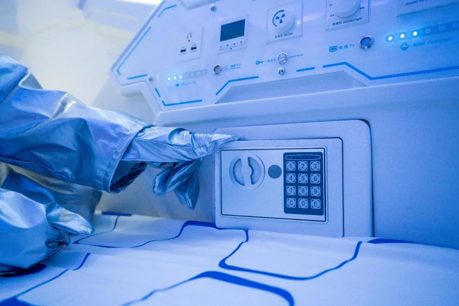 Single Bed in Mixed Dormitory Room in Hashtag.Capsule.Hostel Single Bed in Mixed Dormitory Room in Hashtag.Capsule.Hostel