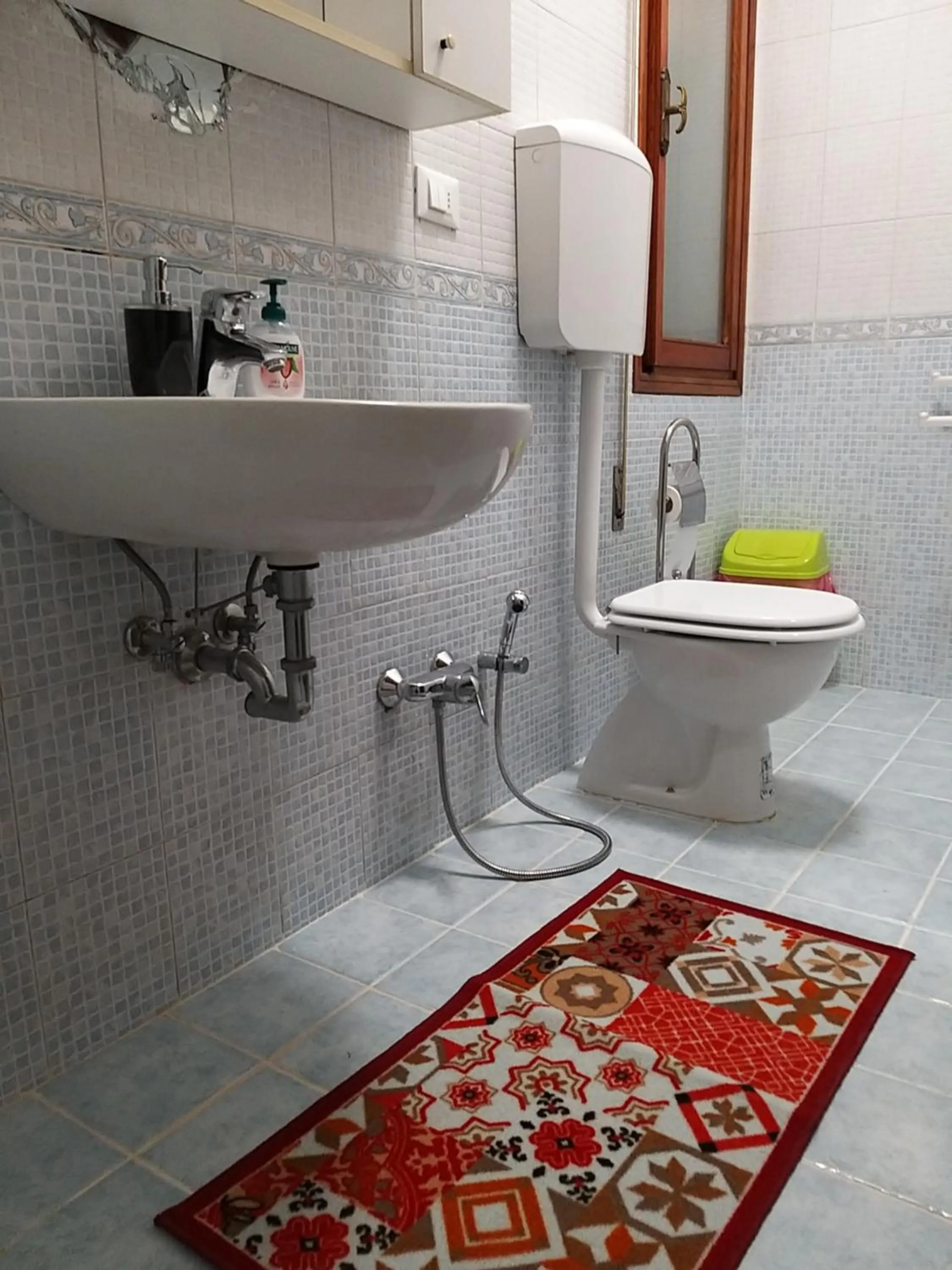 Bathroom in Venice Star House