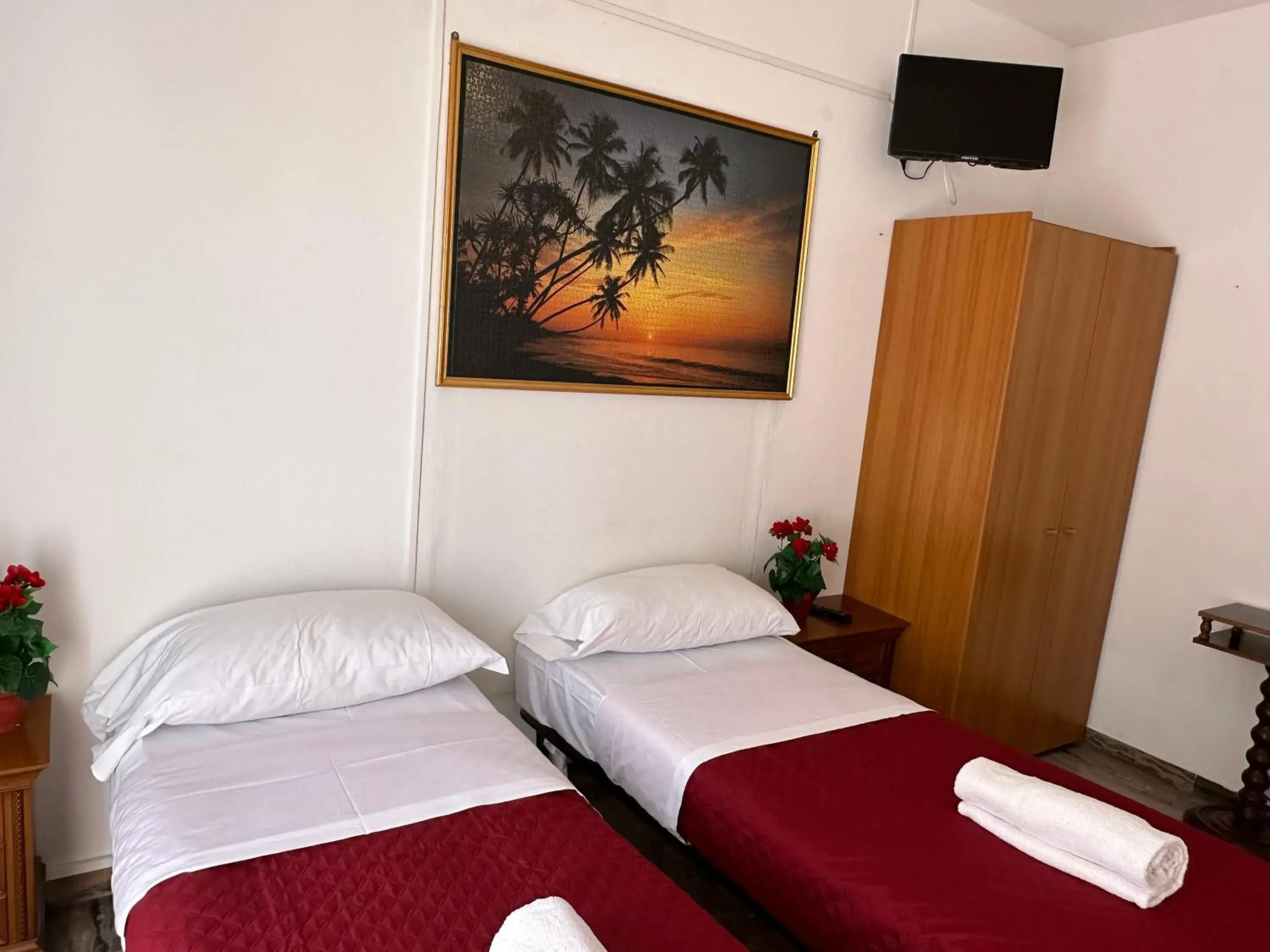 Double or Twin Room with Shared Bathroom in Venice Stefani Guesthouse Double or Twin Room with Shared Bathroom in Venice Stefani Guesthouse