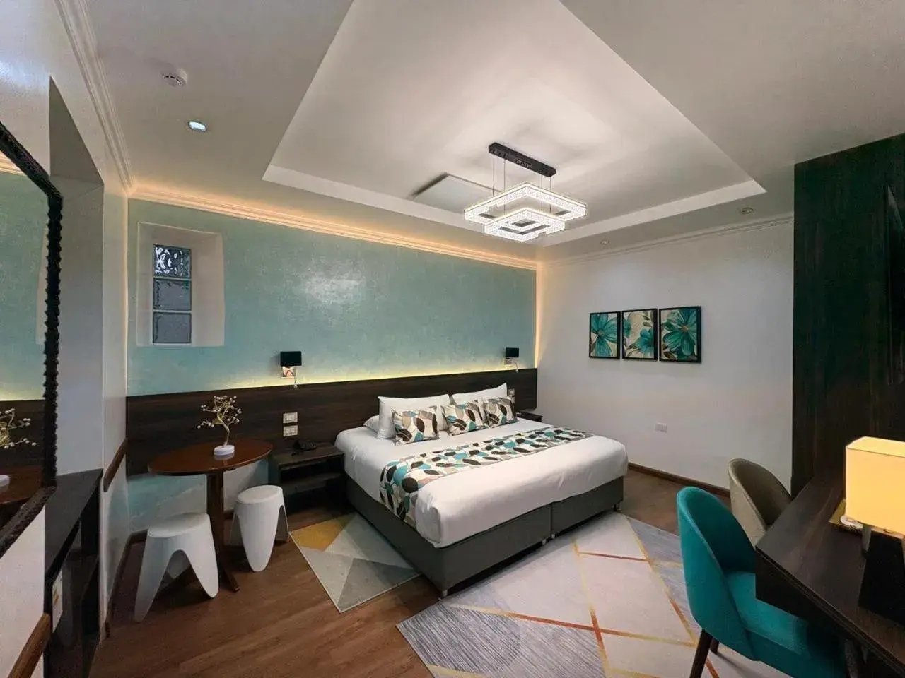 Junior Suite in SACHA Centric Junior Suite in SACHA Centric