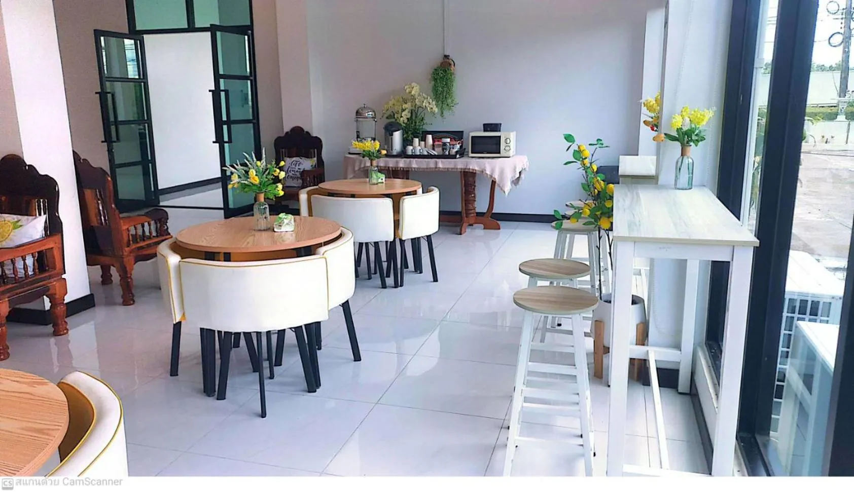 Restaurant/places to eat in T-NEE Hotel@Udon