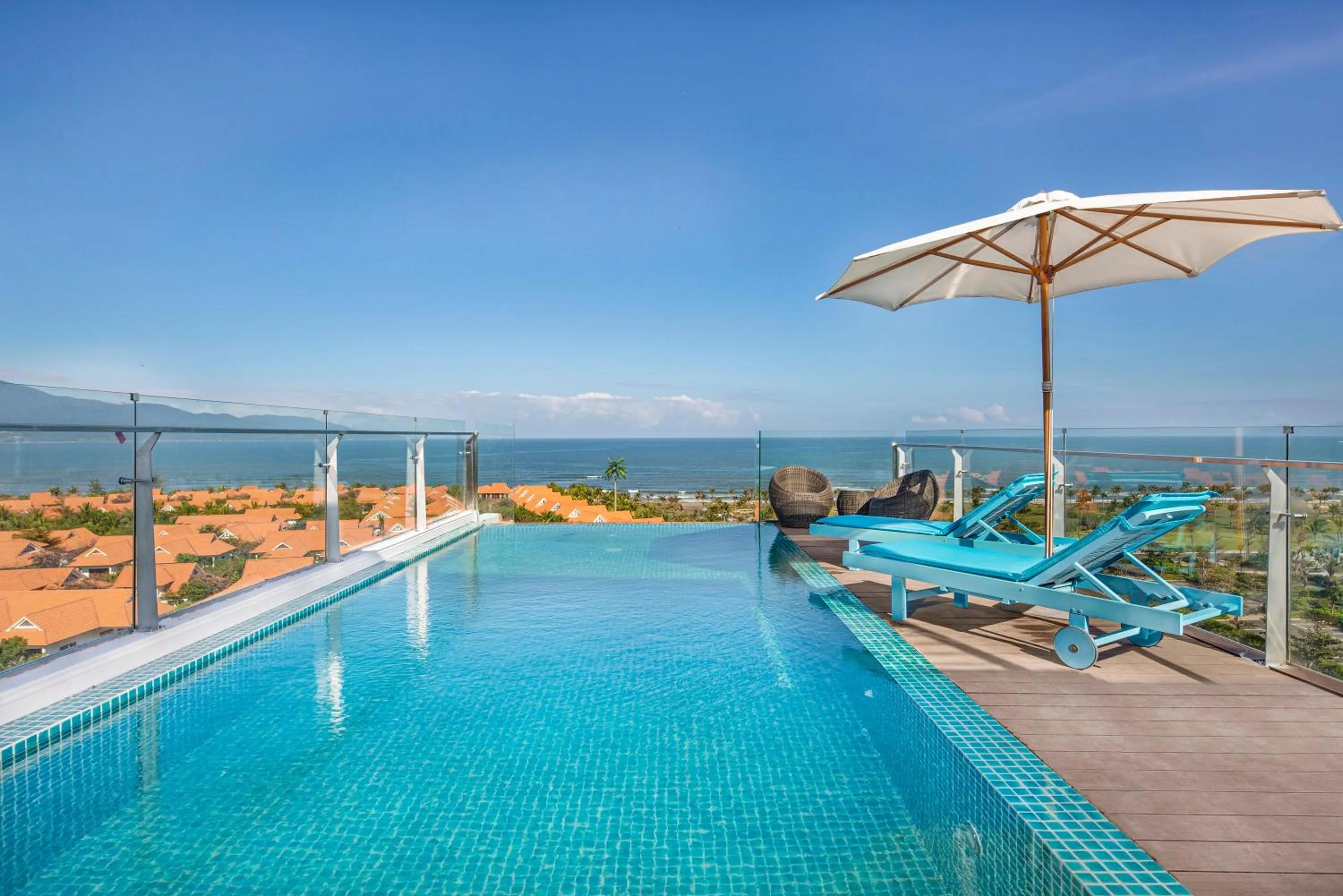 Beach in Adaline Hotel & Apartment