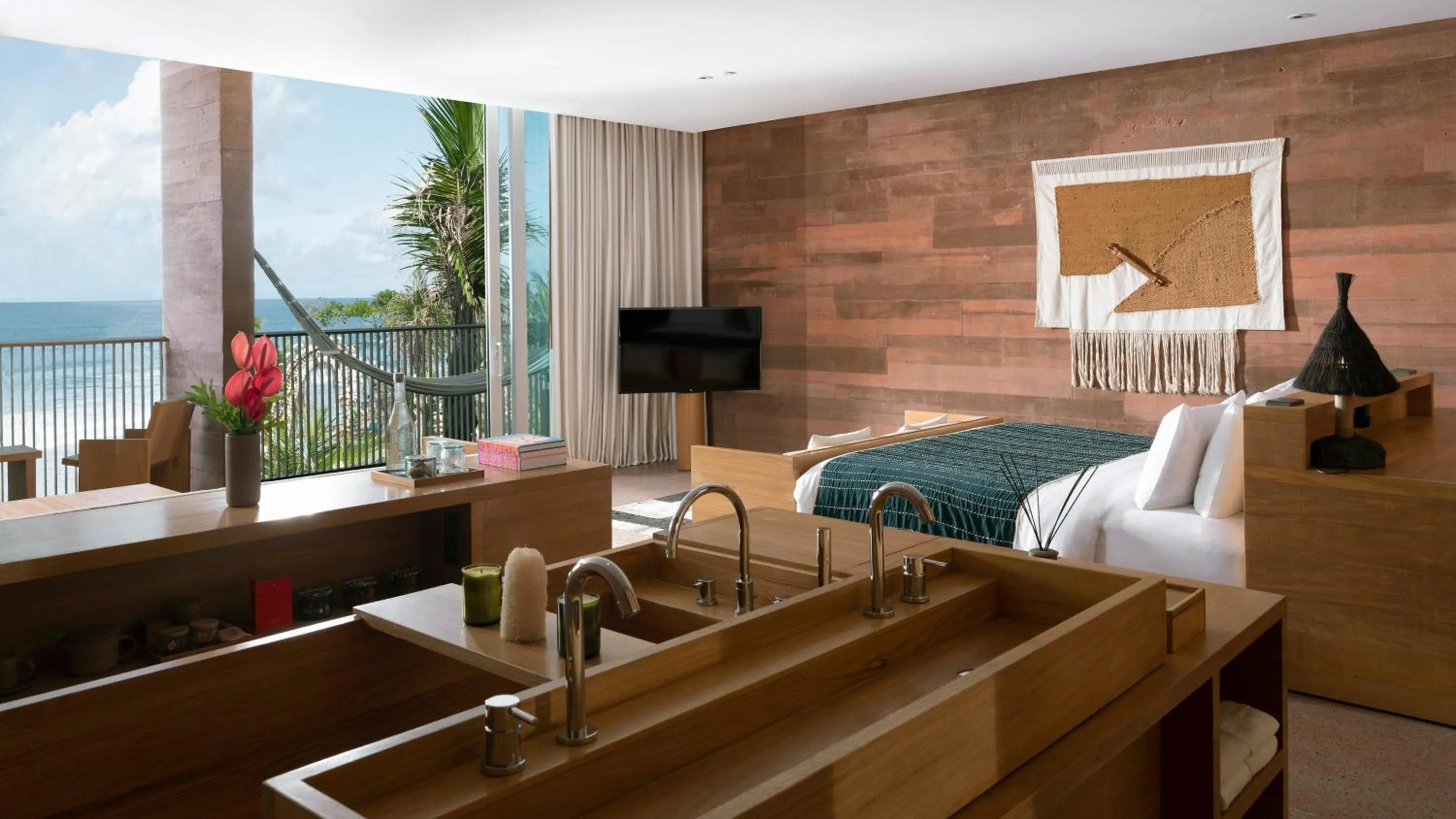 Bathroom, Bed in Potato Head Suites & Studios