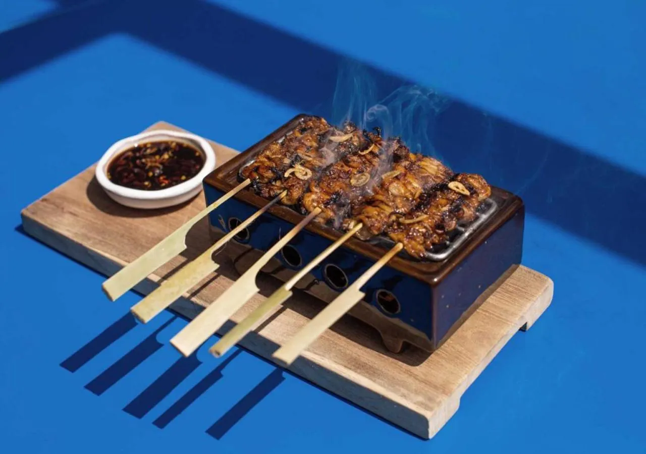 Restaurant/places to eat in Potato Head Suites & Studios