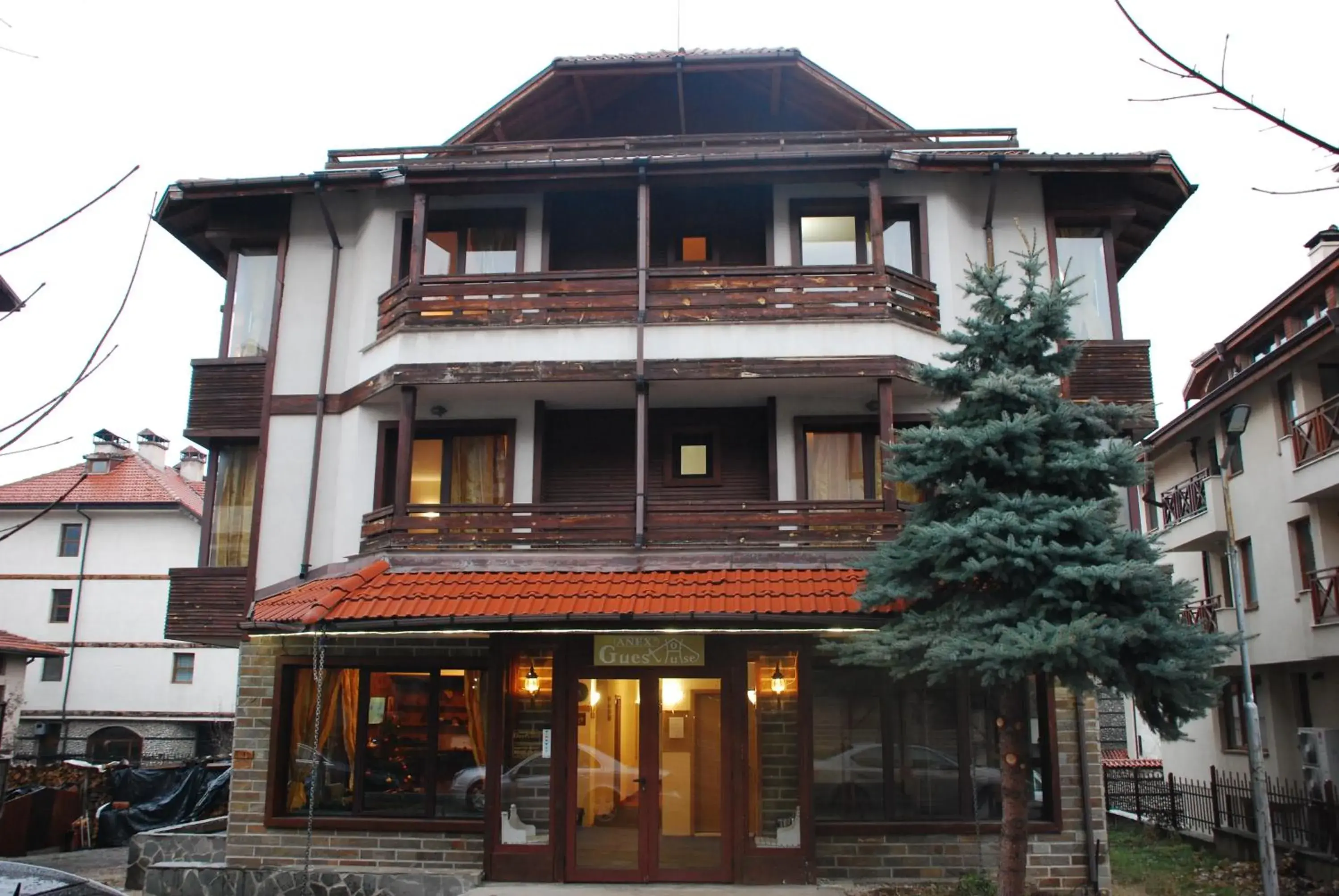 Property building in Guest House ANEX Property building in Guest House ANEX