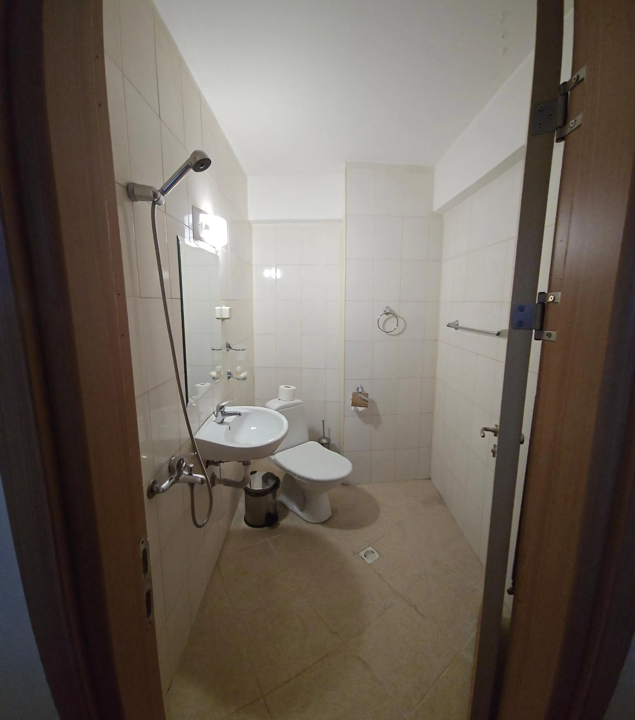 Photo of the whole room in Guest House ANEX