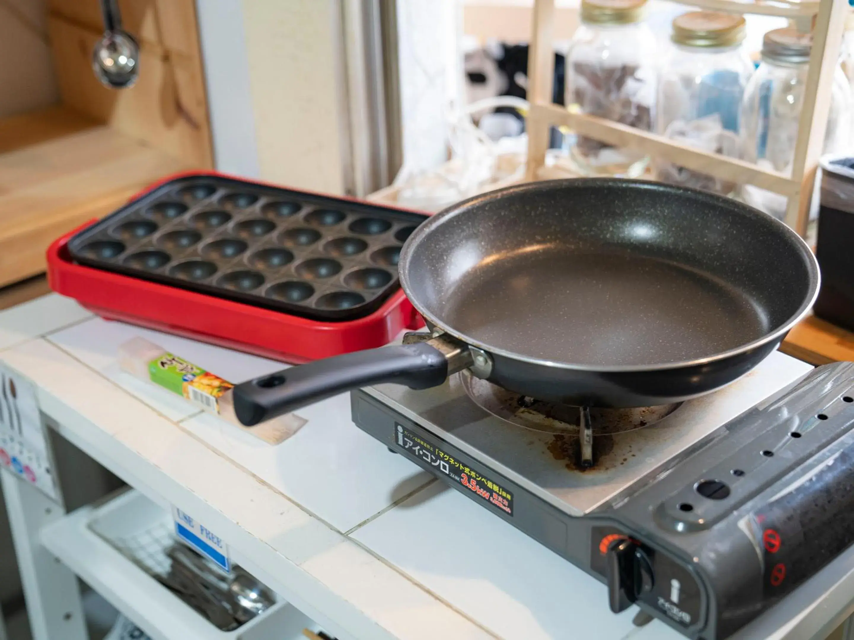 Kitchen or kitchenette in WE HOME HOTEL and KITCHEN 市川 船橋 Kitchen or kitchenette in WE HOME HOTEL and KITCHEN 市川 船橋