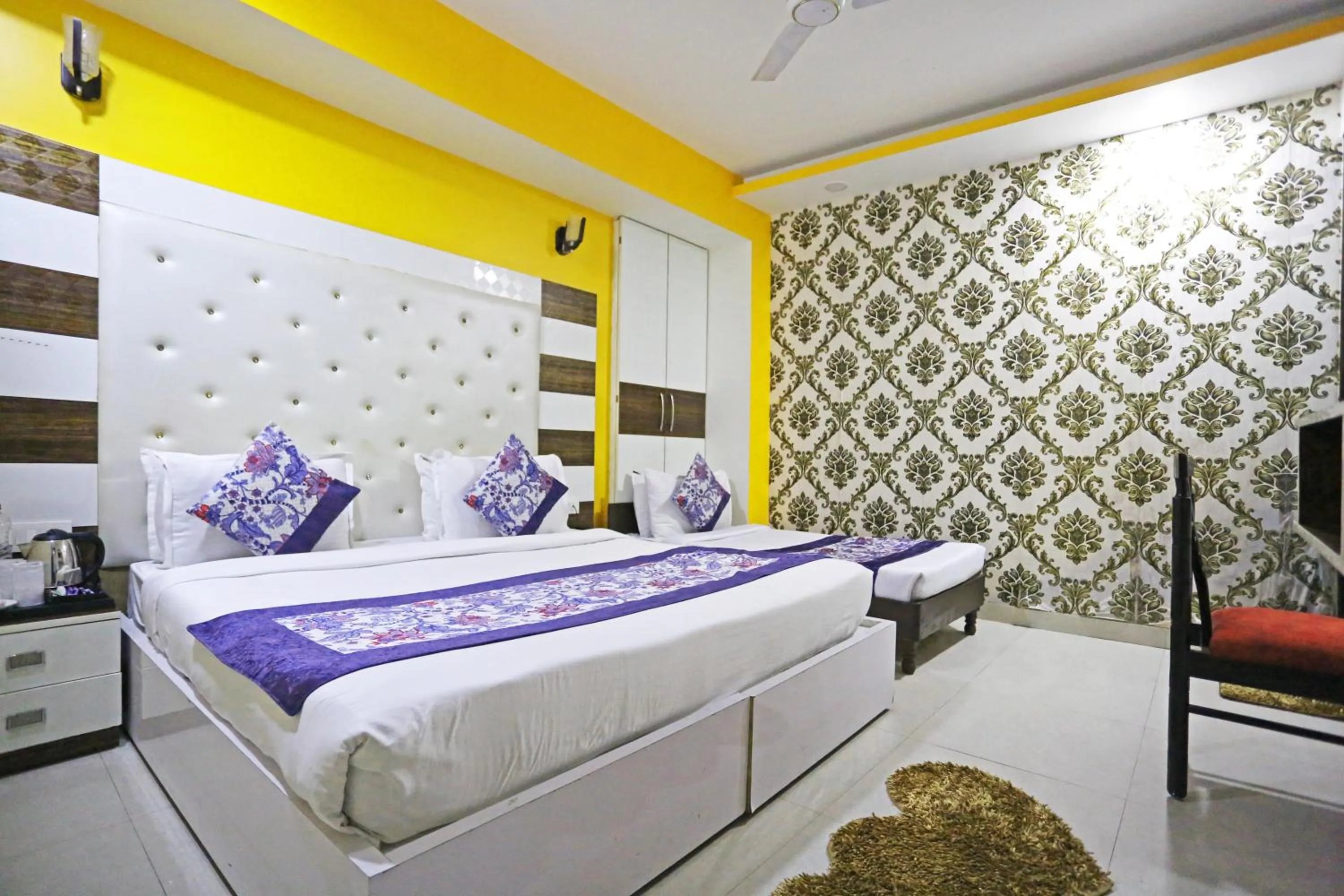 Bedroom, Bed in Hotel Star Inn-Near Delhi Airport