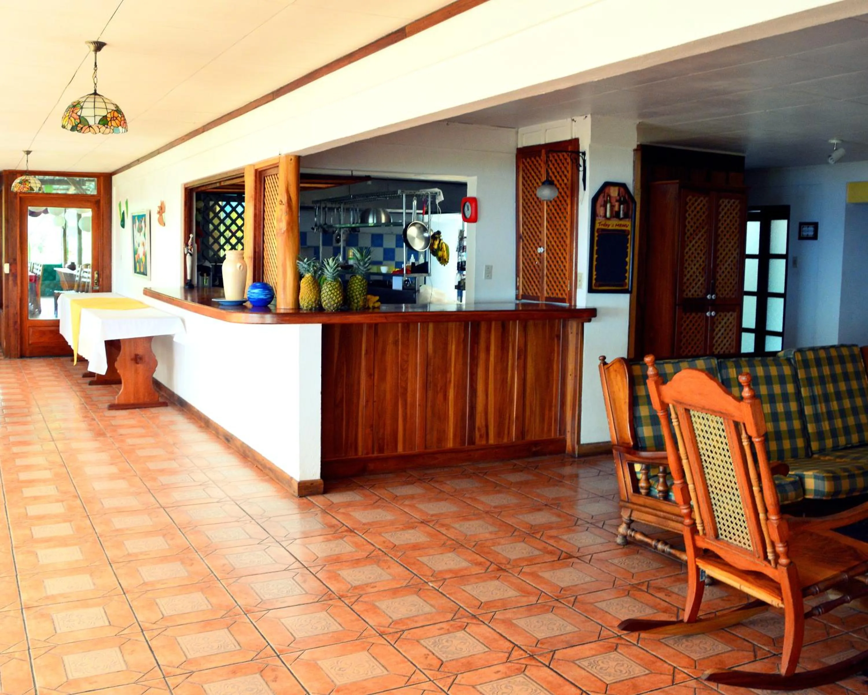 Restaurant/places to eat in Guayabo Lodge