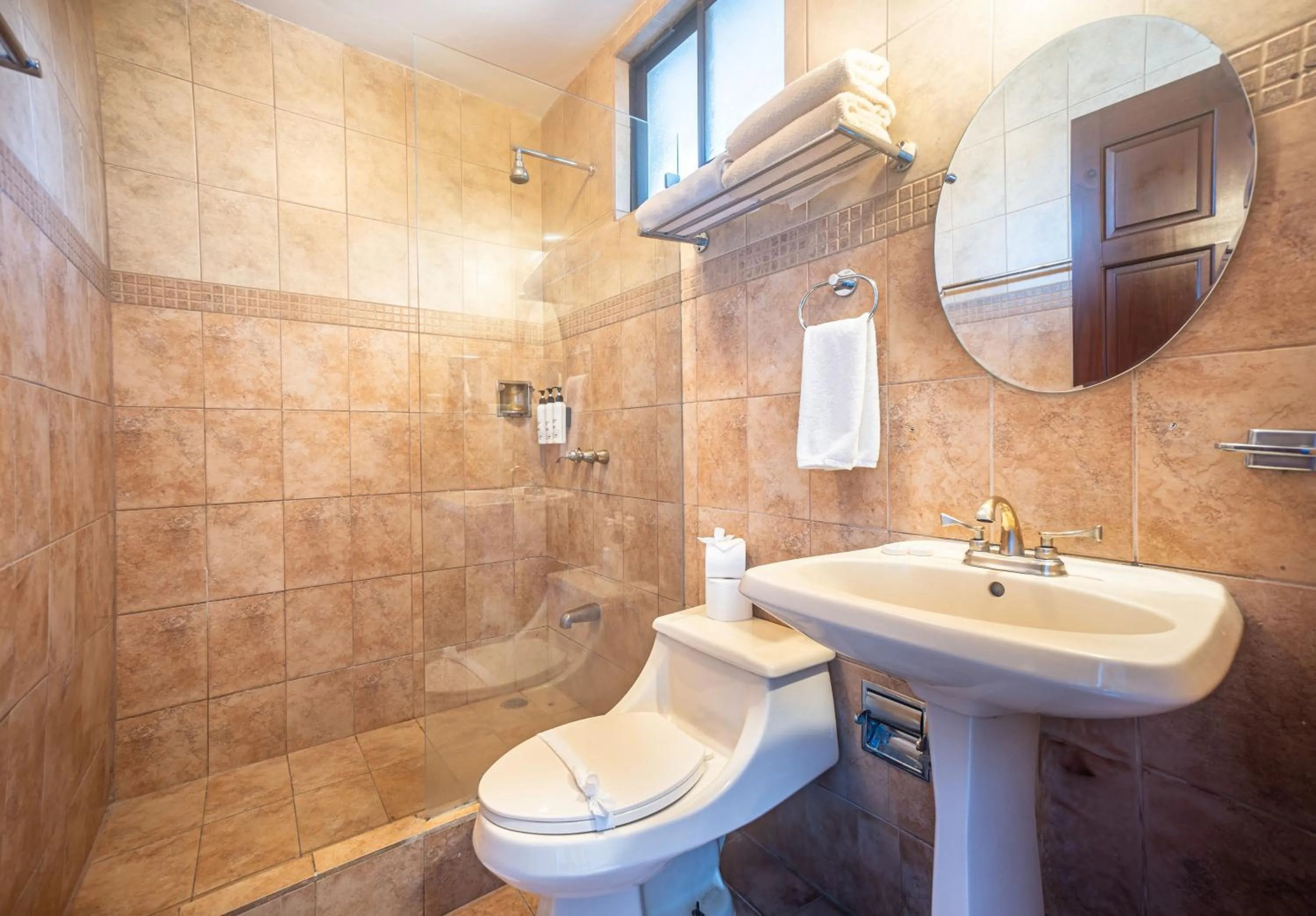 Shower in Paradise Jaco Beach Front