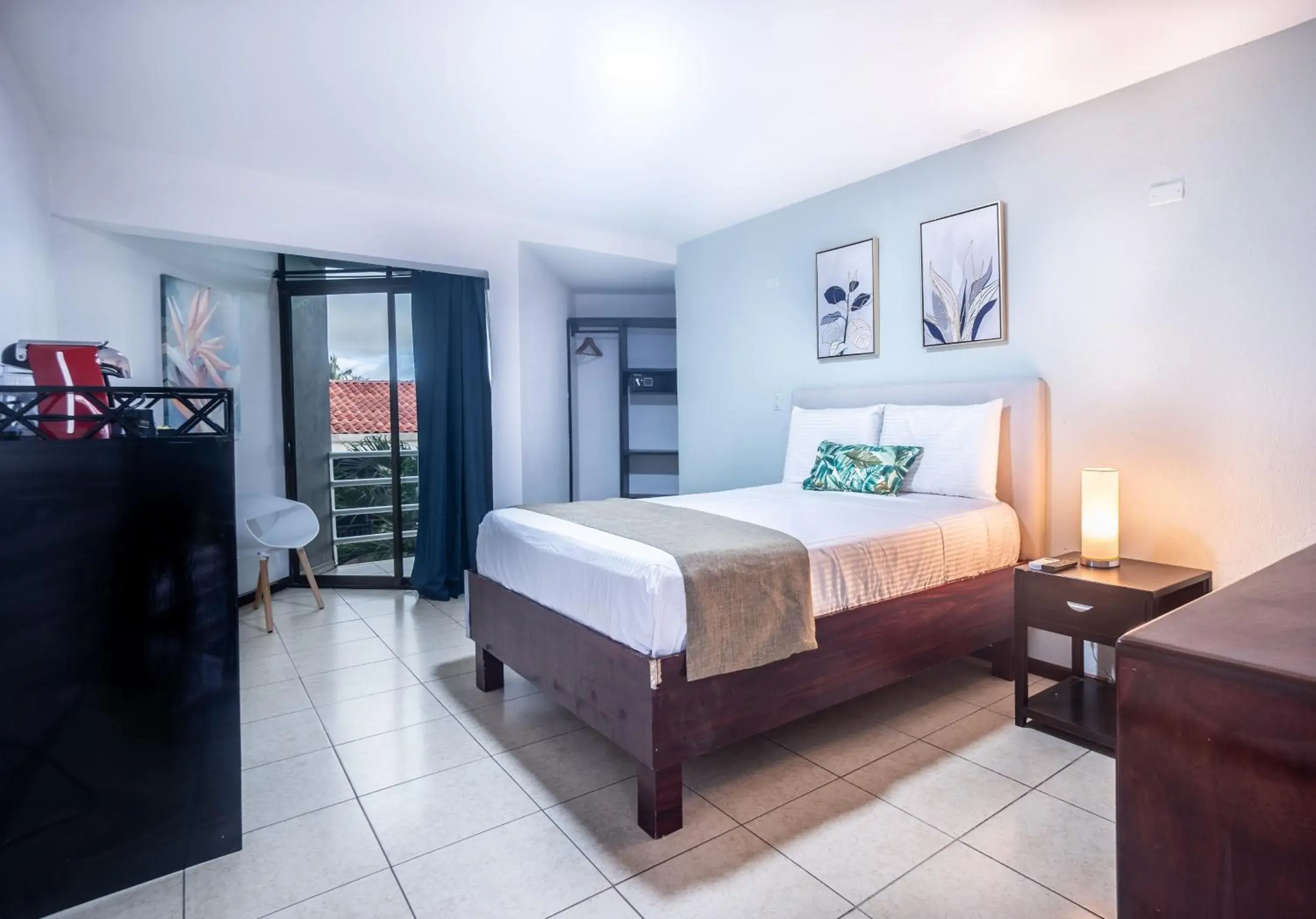 Bed in Paradise Jaco Beach Front Bed in Paradise Jaco Beach Front