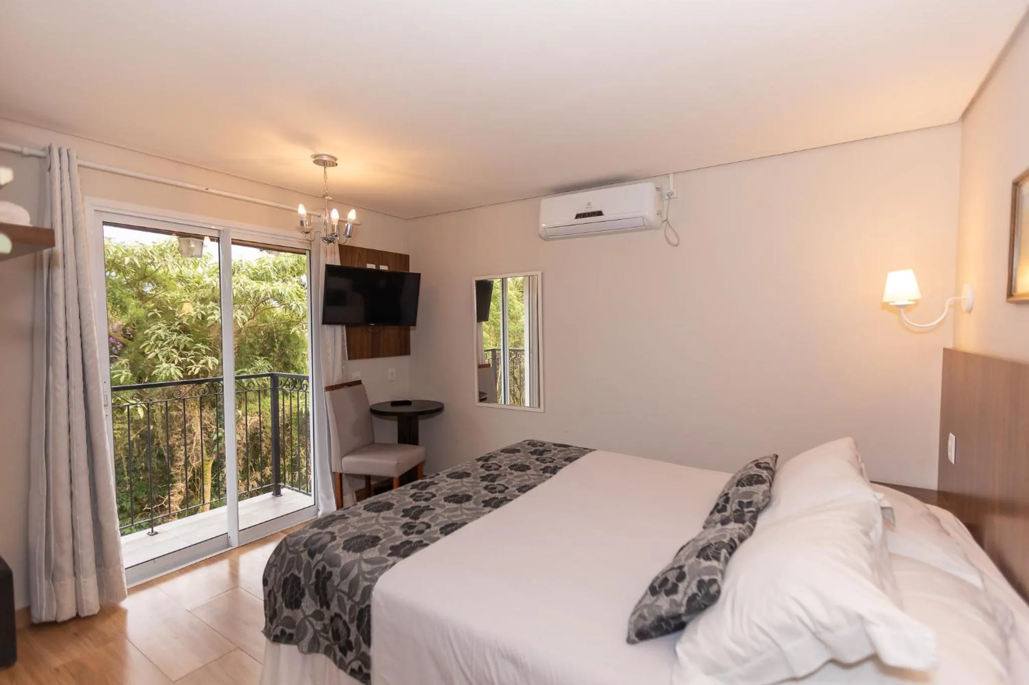 Bed in Villa Hegus no Alto da Boa Vista