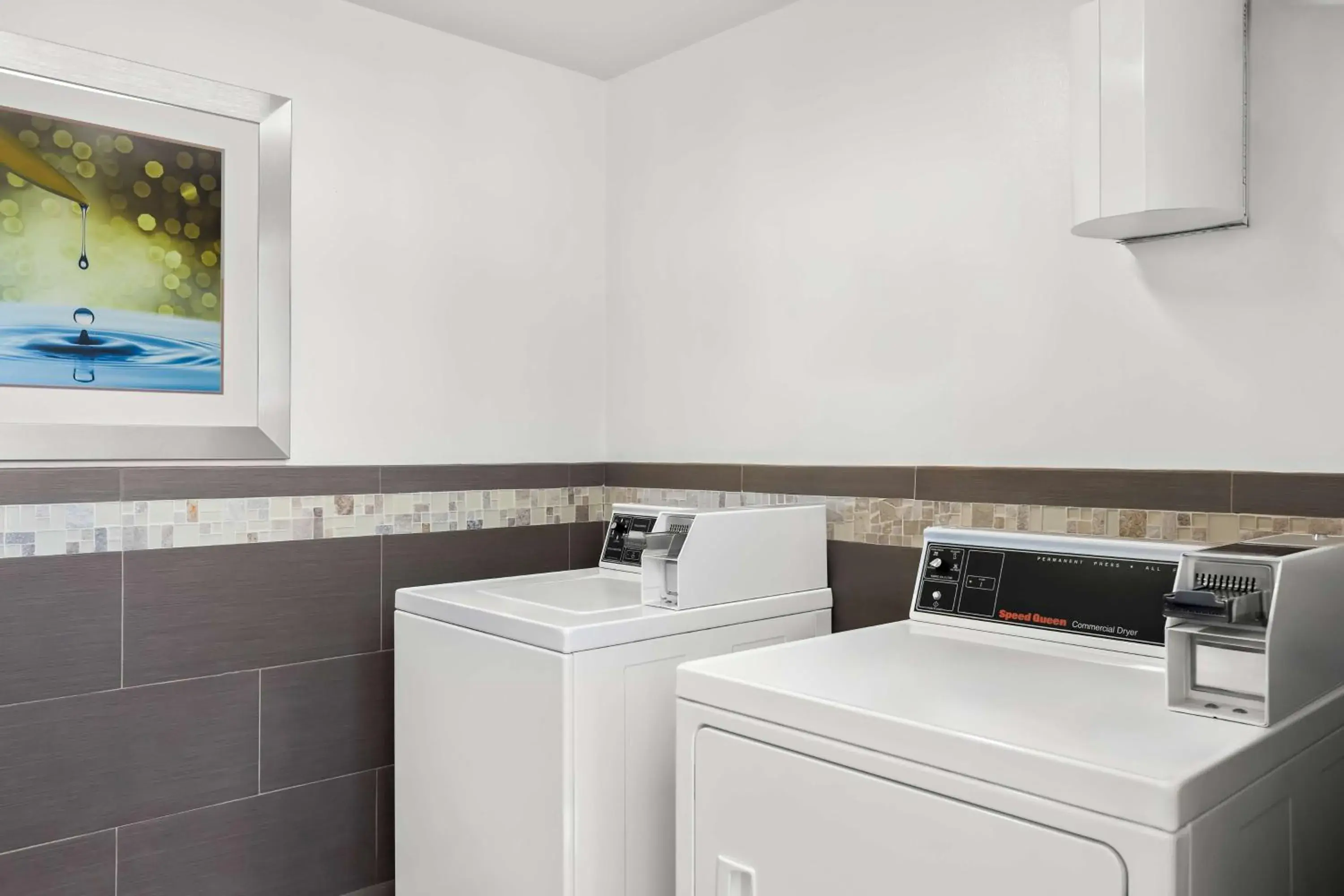 Property building in Best Western University Inn Santa Clara Property building in Best Western University Inn Santa Clara