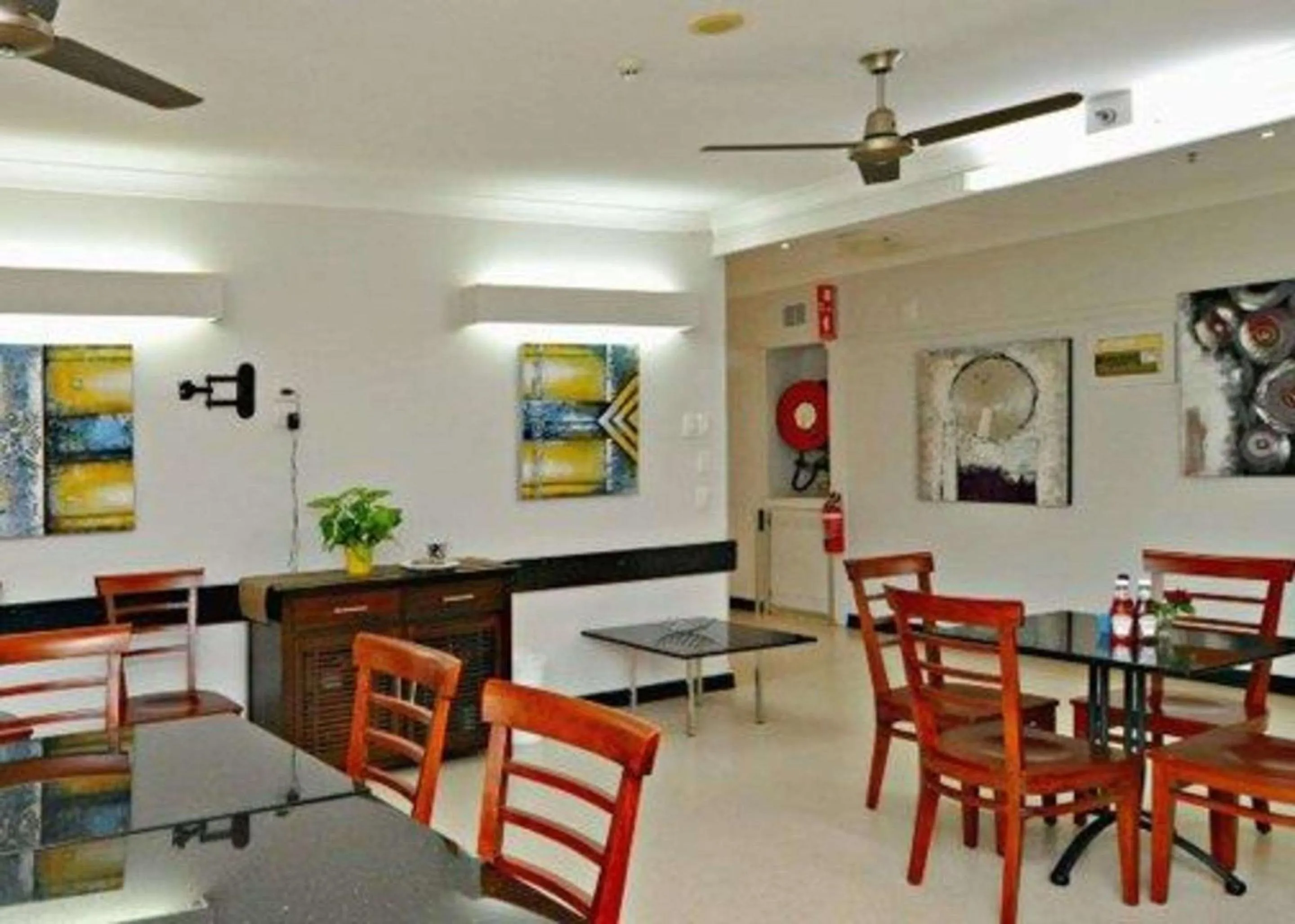 Restaurant/places to eat in Parkland Resorts Calliope