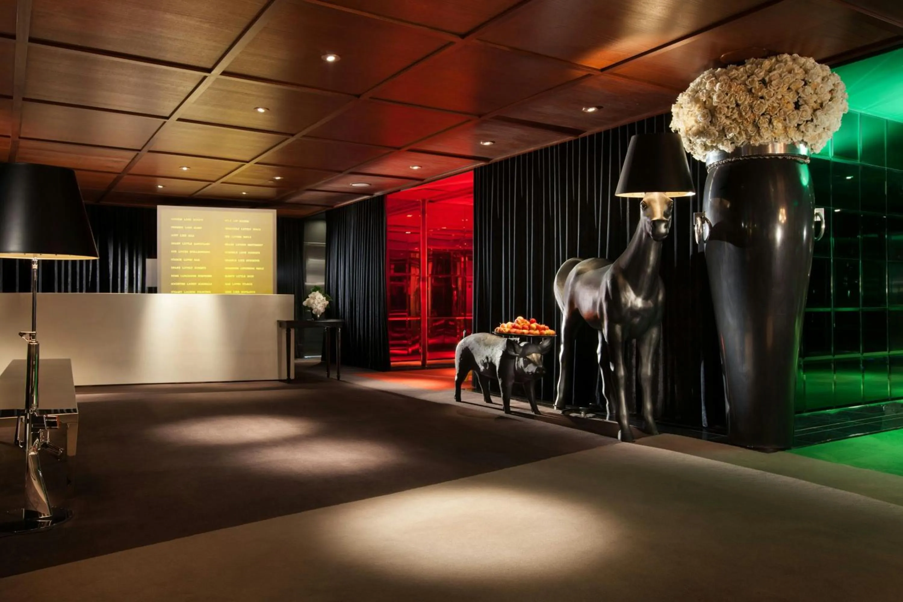 Lobby or reception in SLS Hotel, a Luxury Collection Hotel, Beverly Hills