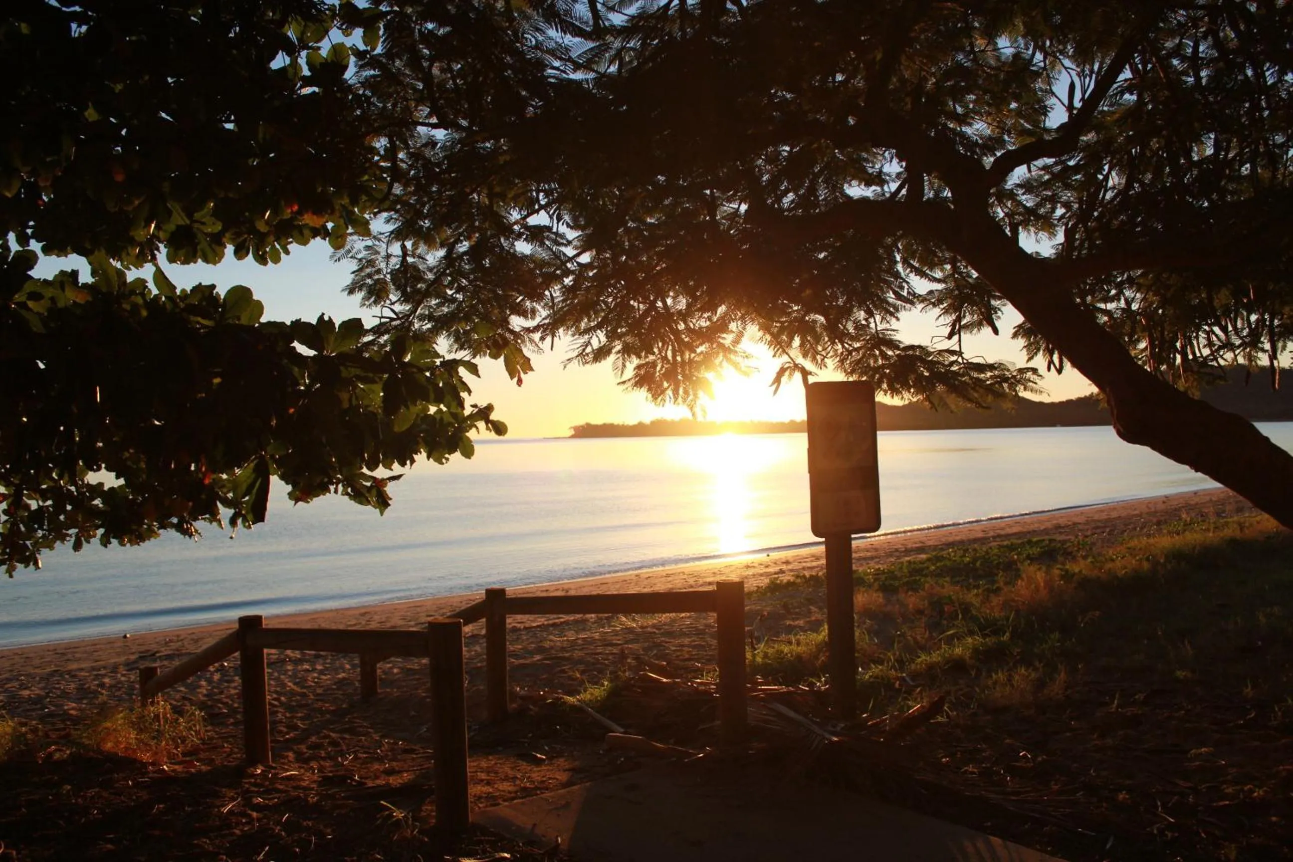 Seaforth Holiday Units