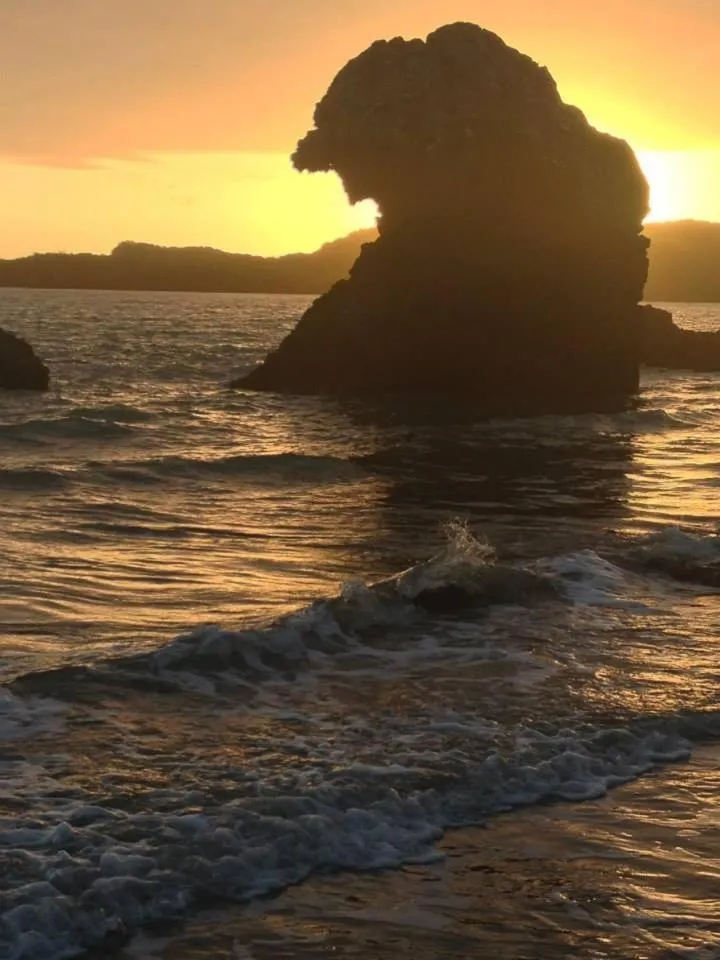 Seaforth Holiday Units