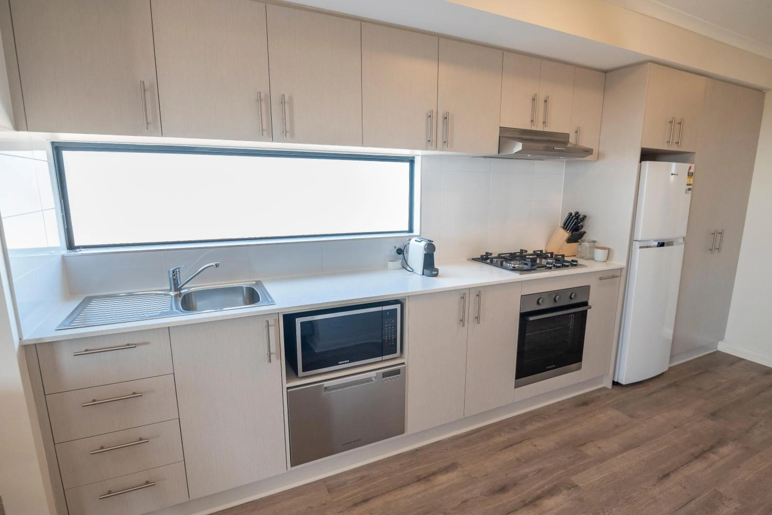 Kitchen or kitchenette in Jurien Bay Tourist Park