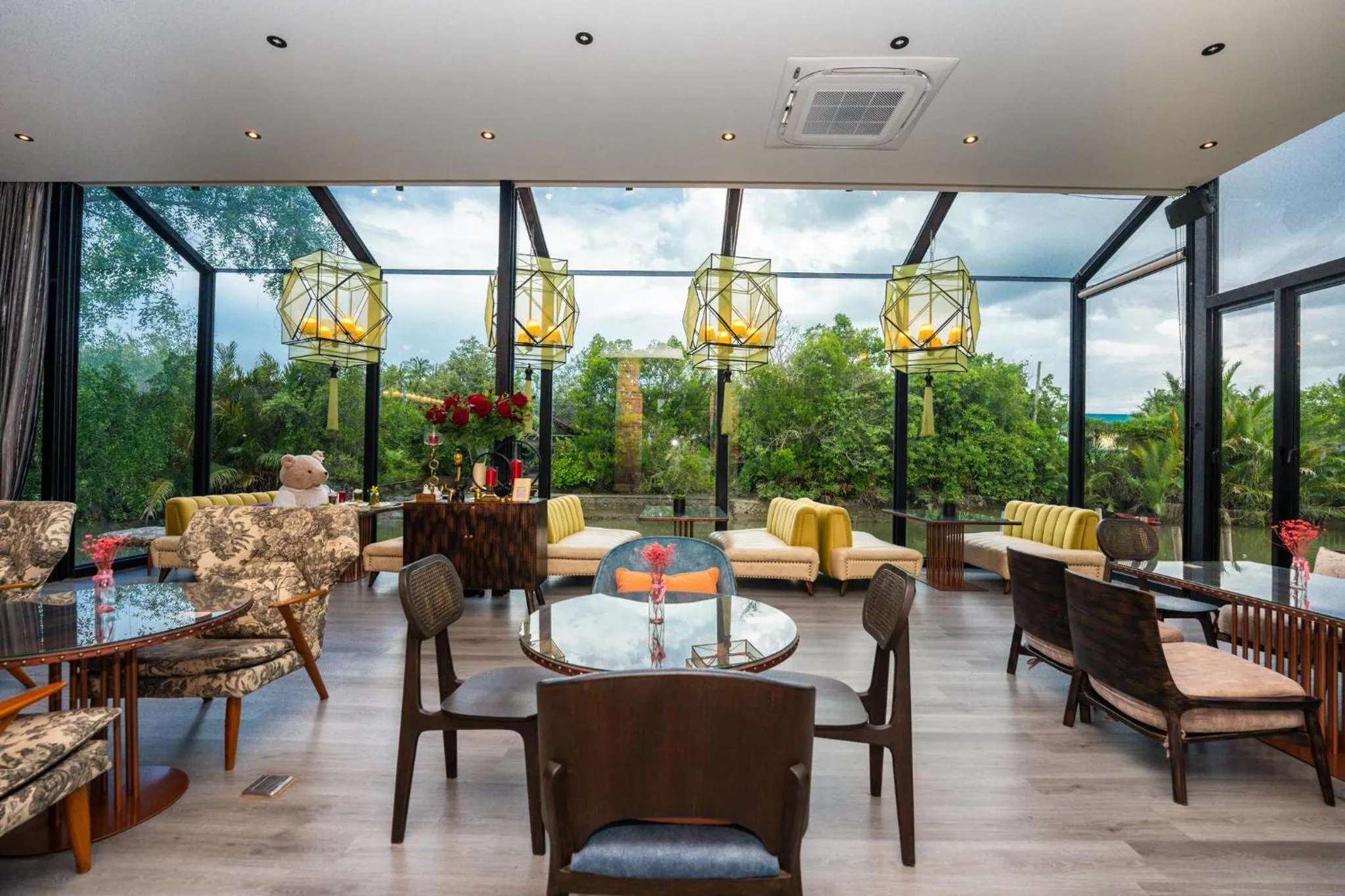 Restaurant/places to eat in Asita Eco Resort