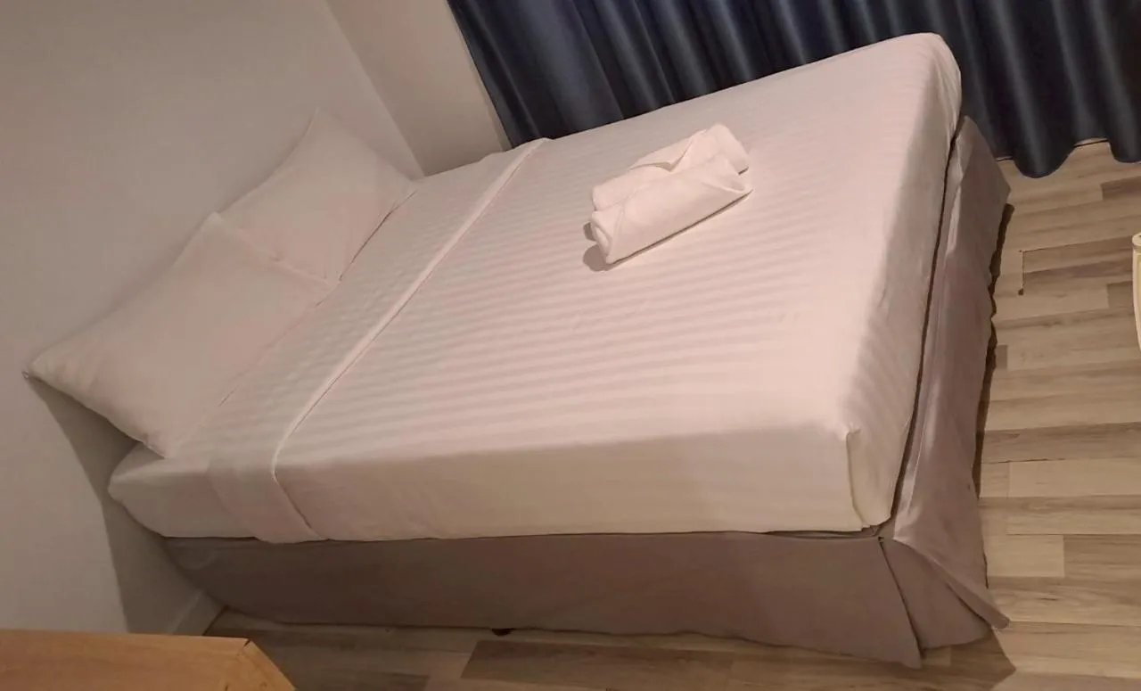 Bed in Nantra Ploenchit hotel